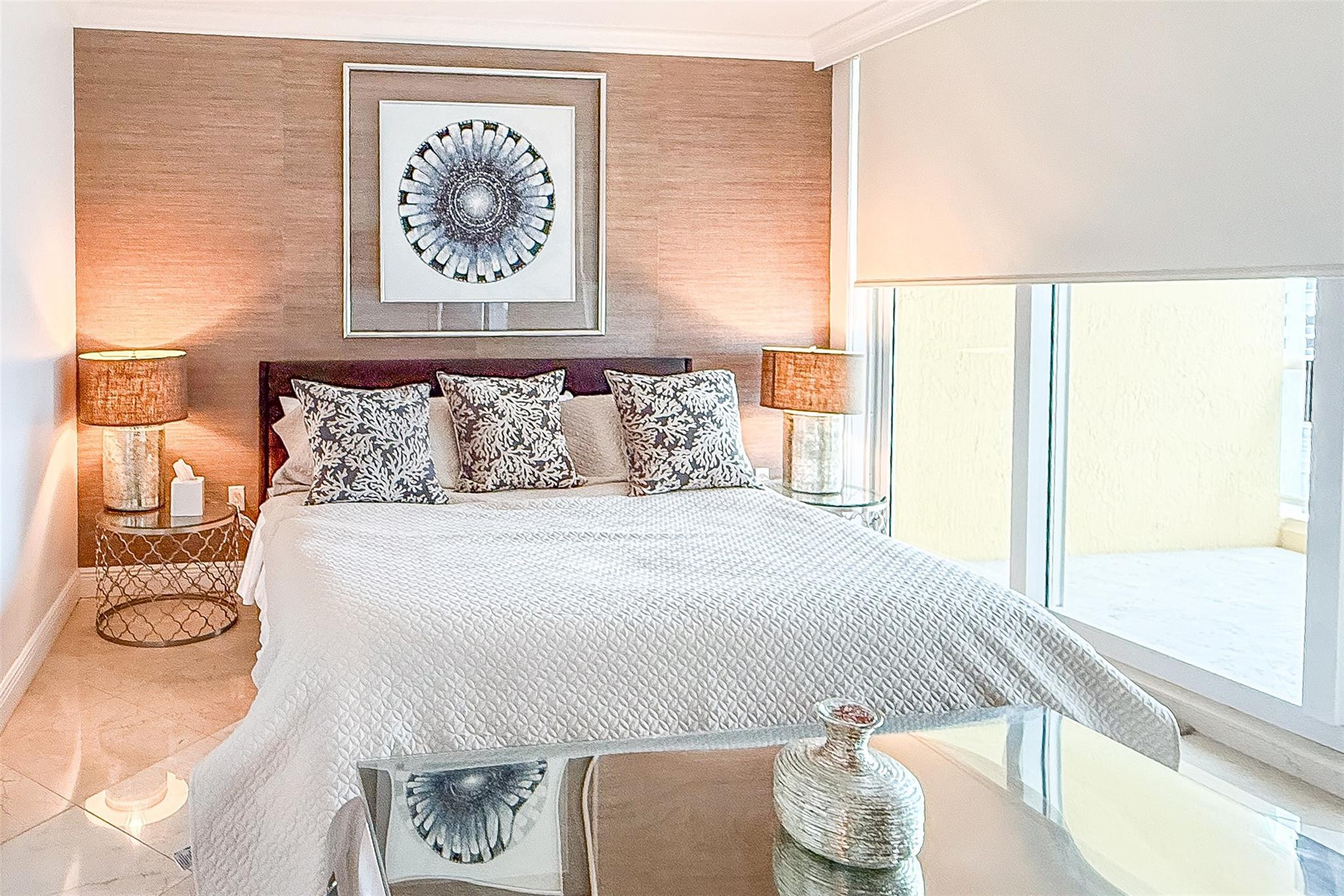 PALMS TOWER TWO CONDO - Residential Lease