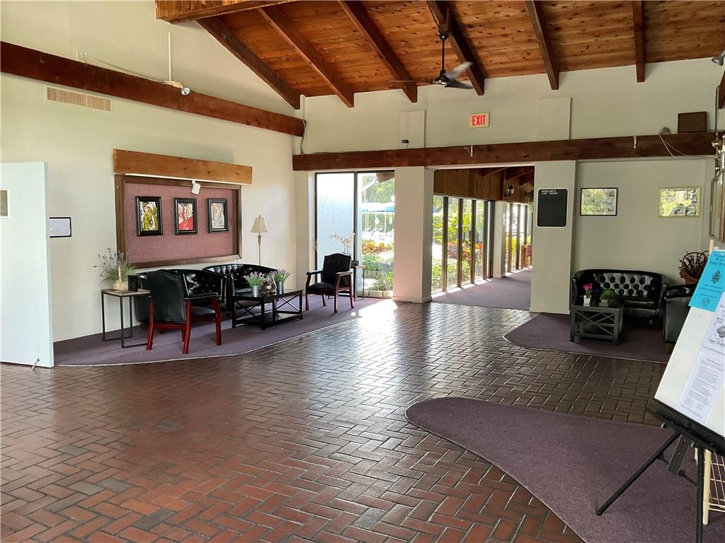 PALM SPRINGS 2 - Residential