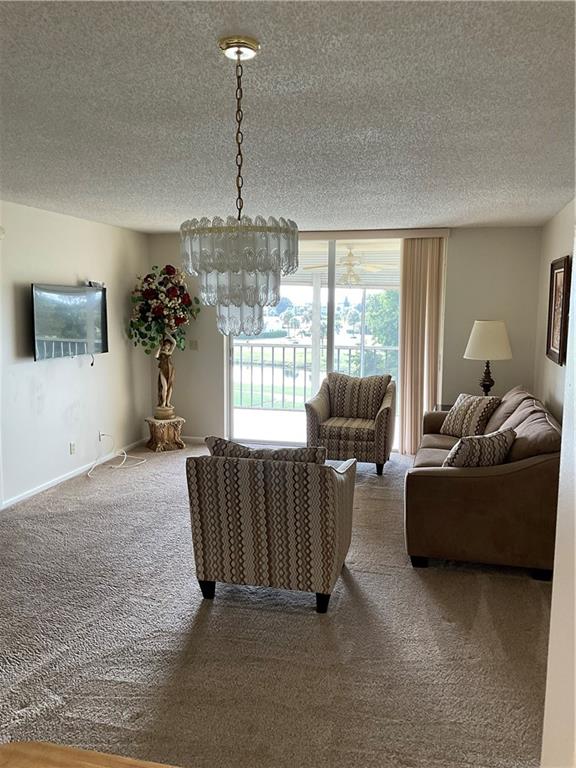 PALM SPRINGS 2 - Residential