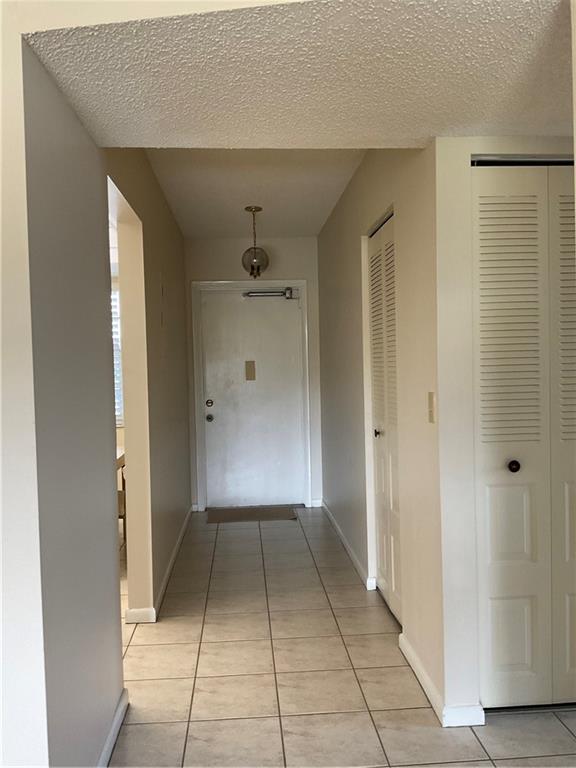 PALM SPRINGS 2 - Residential