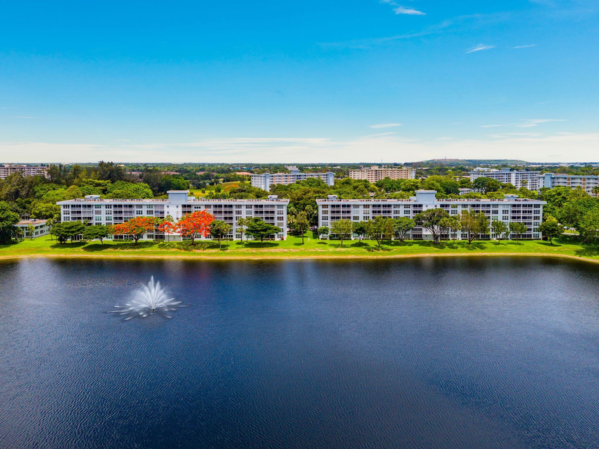 NO 41 PALM-AIRE COUNTRY CLUB - Residential