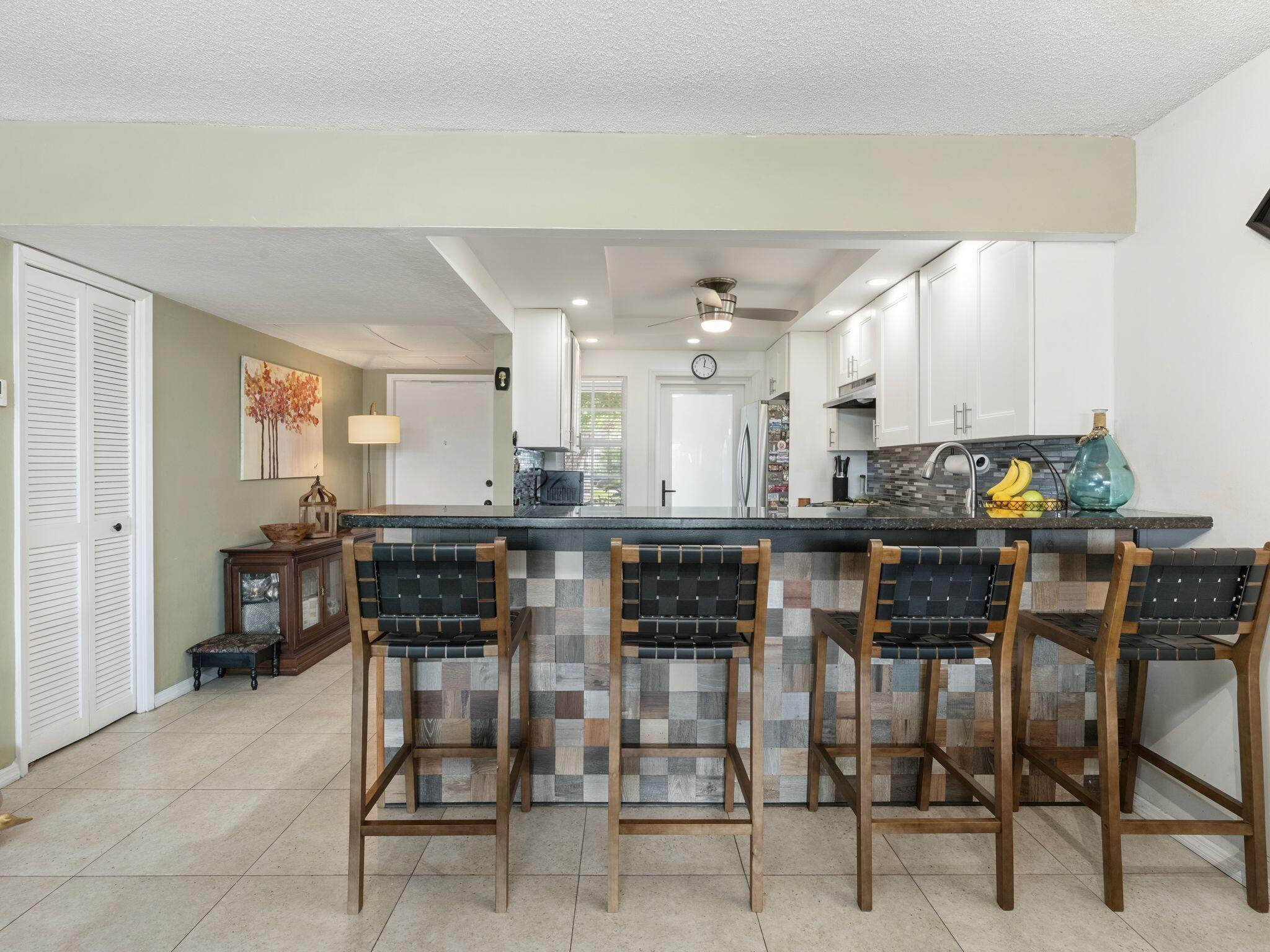 NO 41 PALM-AIRE COUNTRY CLUB - Residential