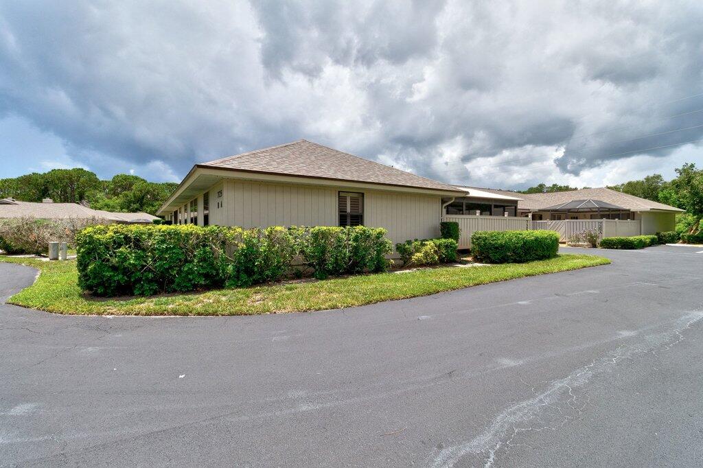 TIMBER RIDGE VILLAGE I CONDO - Residential