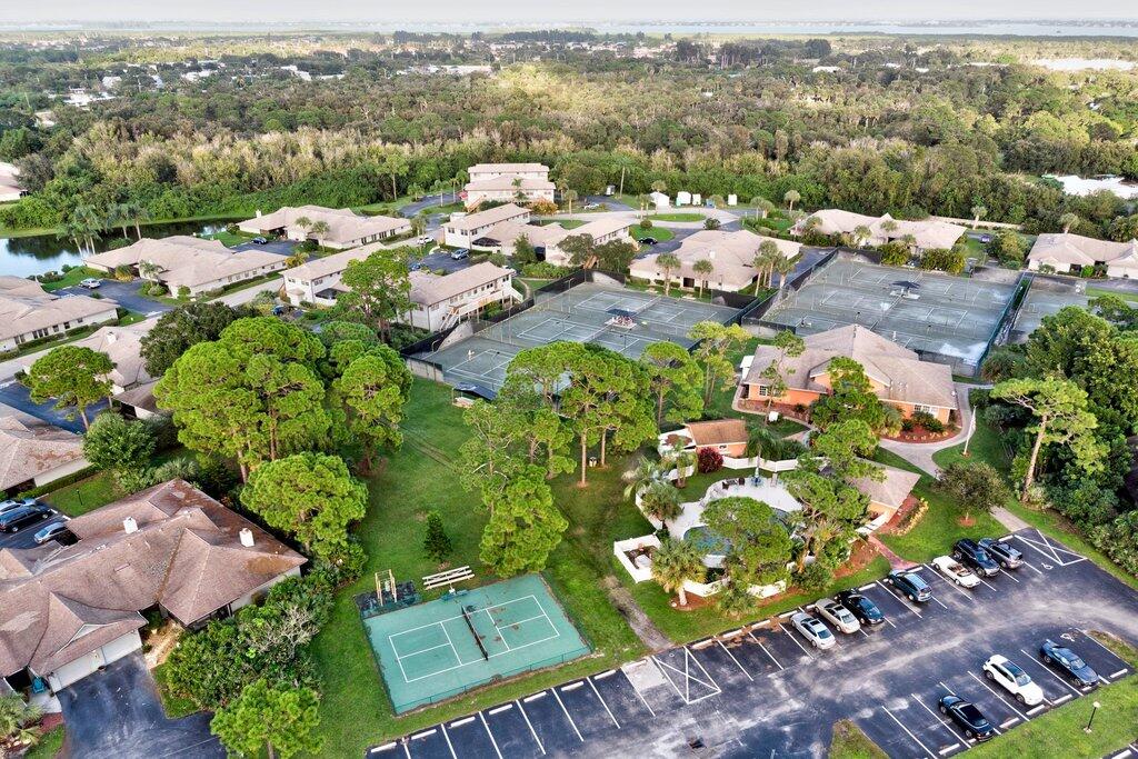 TIMBER RIDGE VILLAGE I CONDO - Residential