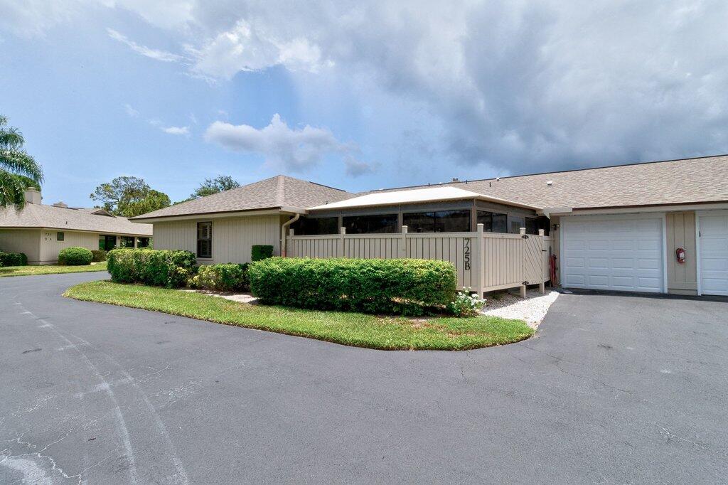 TIMBER RIDGE VILLAGE I CONDO - Residential