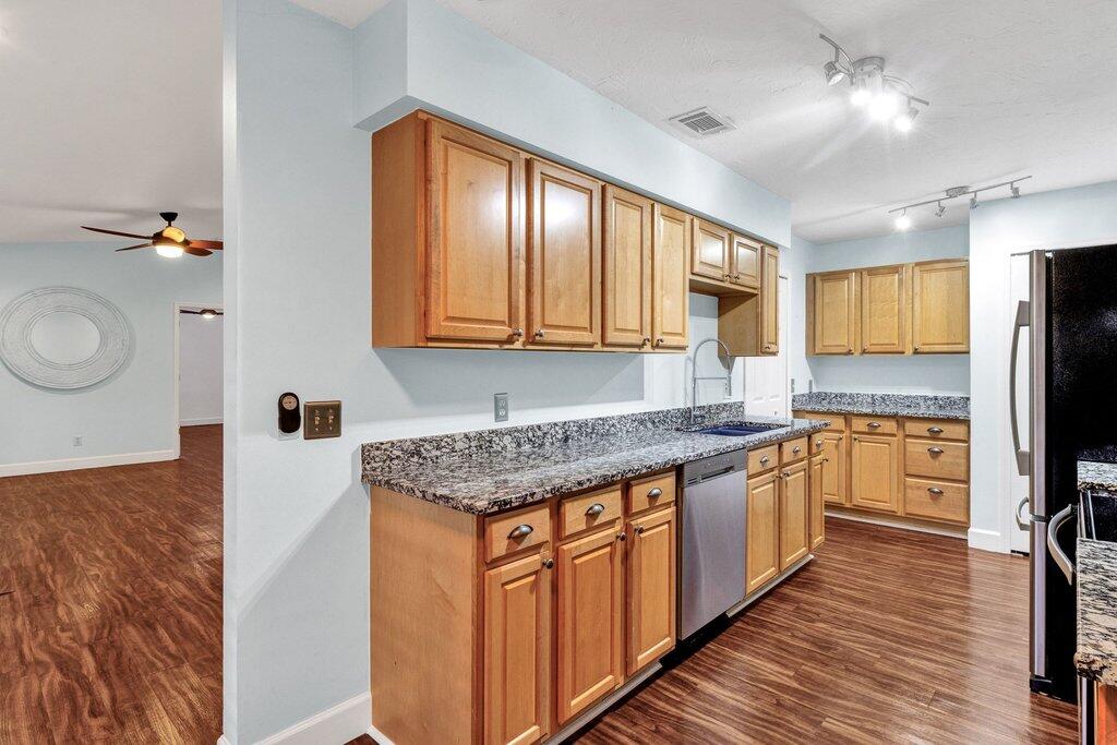 TIMBER RIDGE VILLAGE I CONDO - Residential
