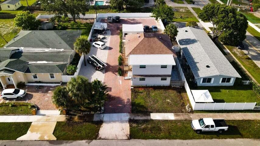 Lake Park - Residential Lease