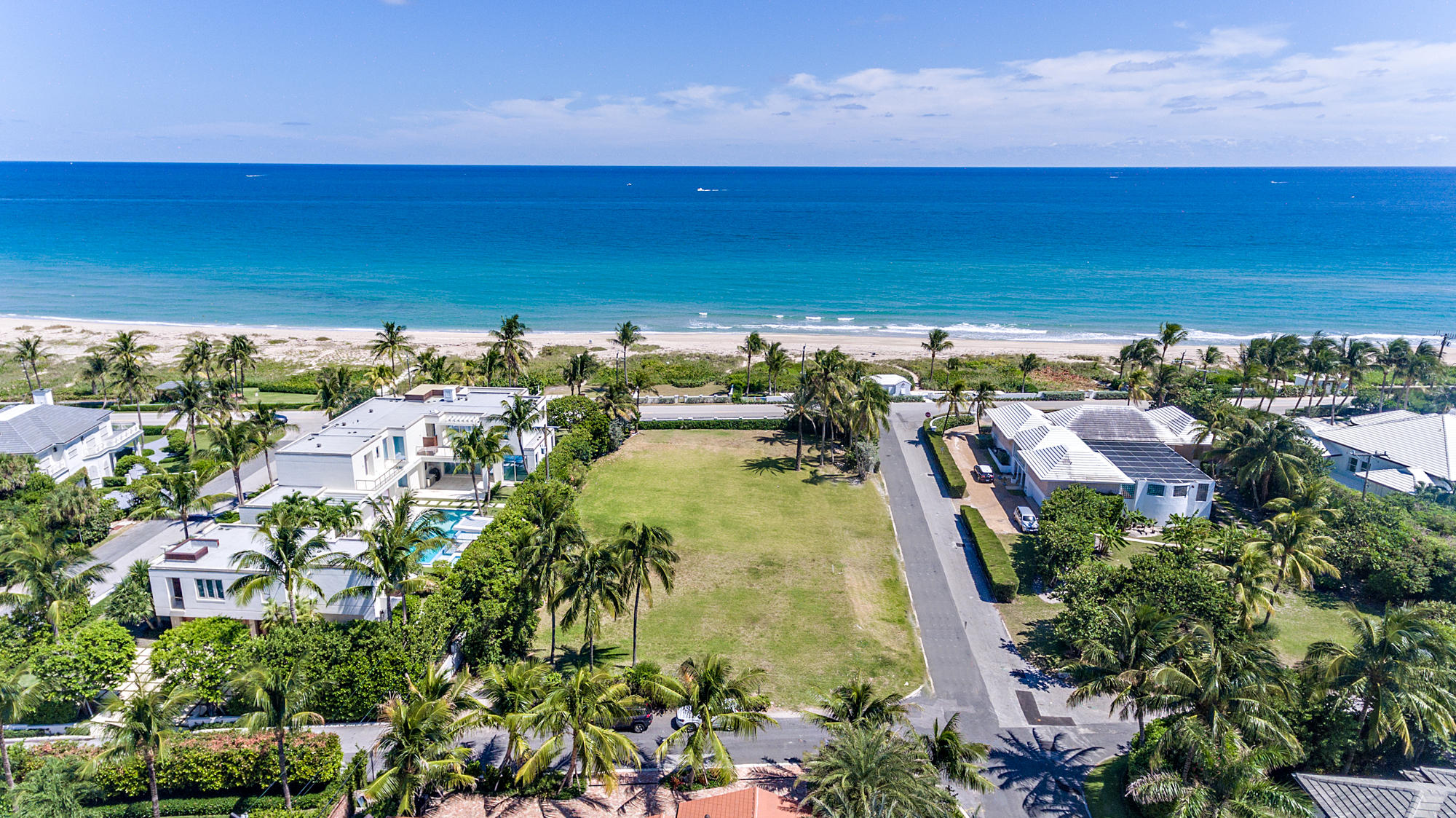 113 x 210, shovel ready, 23,000 +/- sq. ft. vacant lot with direct ocean views plus an additional 50' wide parcel ocean side connecting to the beach. High elevation offers panoramic views for a 10,000+/- sq. ft. home.