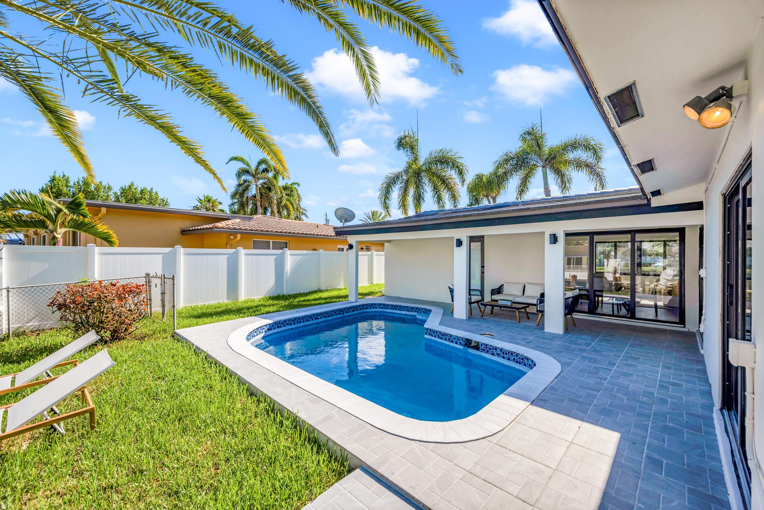 CYPRESS LAKE ESTATES - Residential