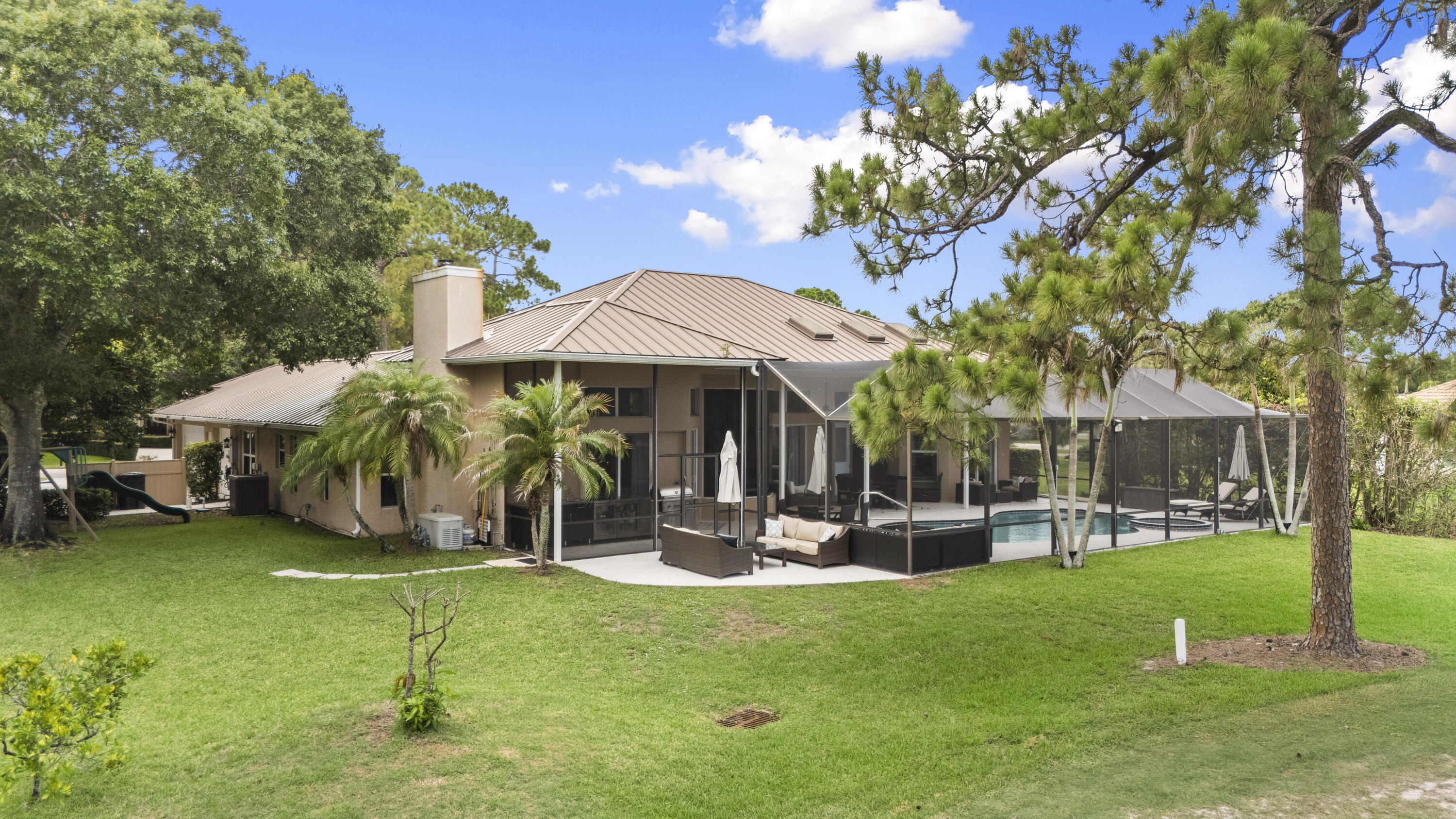 RESERVE CREEK - Residential