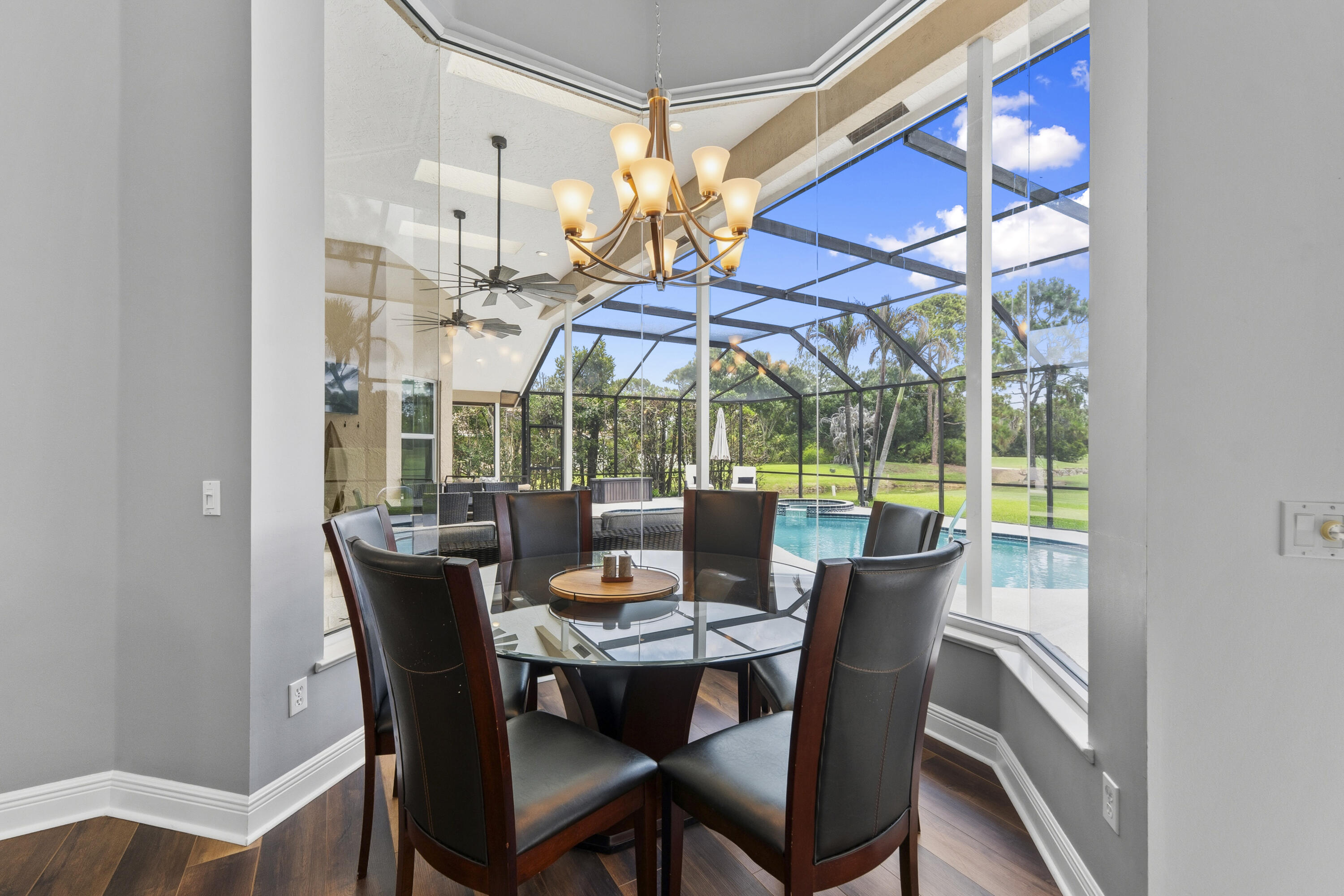 RESERVE CREEK - Residential