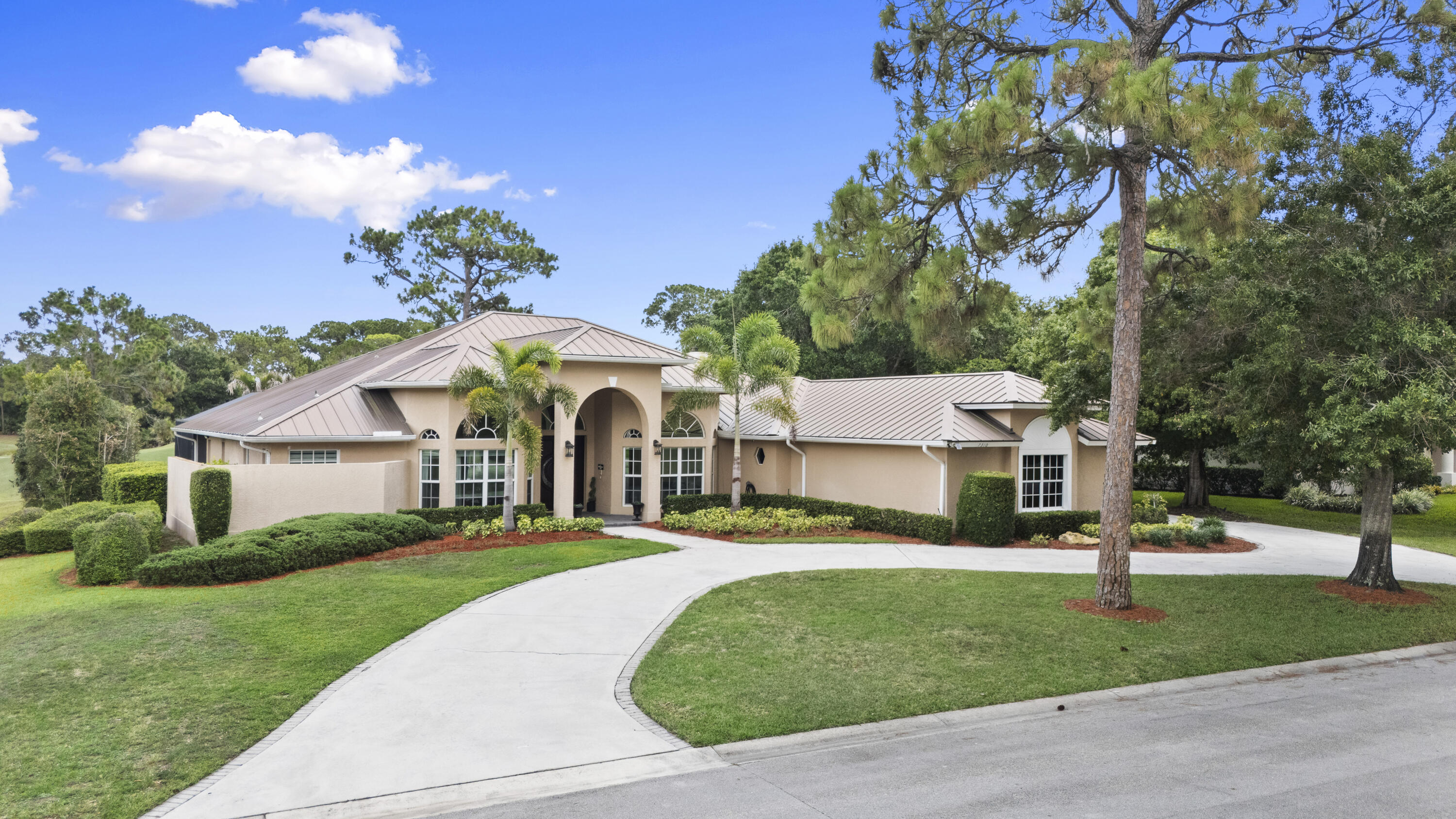RESERVE CREEK - Residential