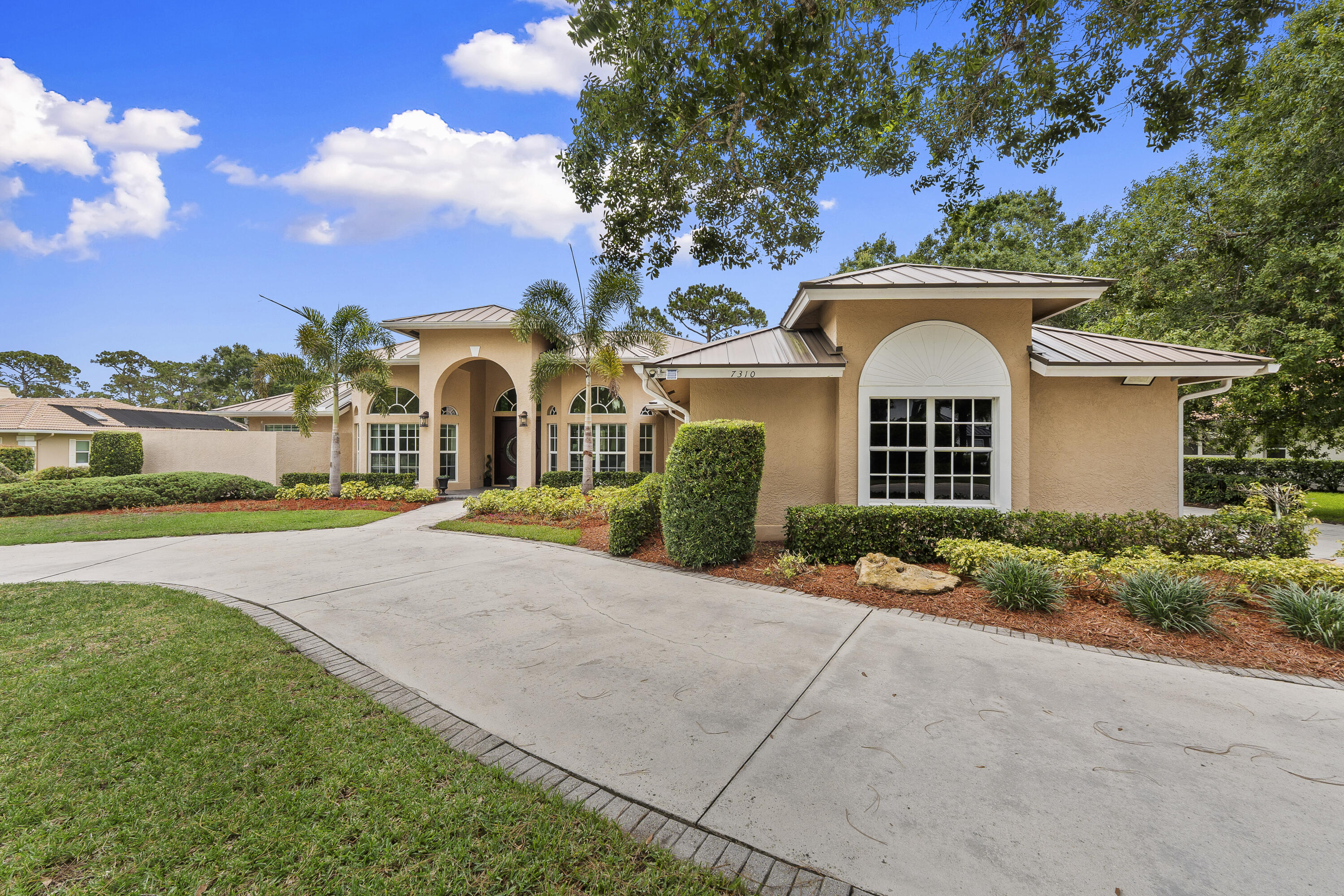 RESERVE CREEK - Residential