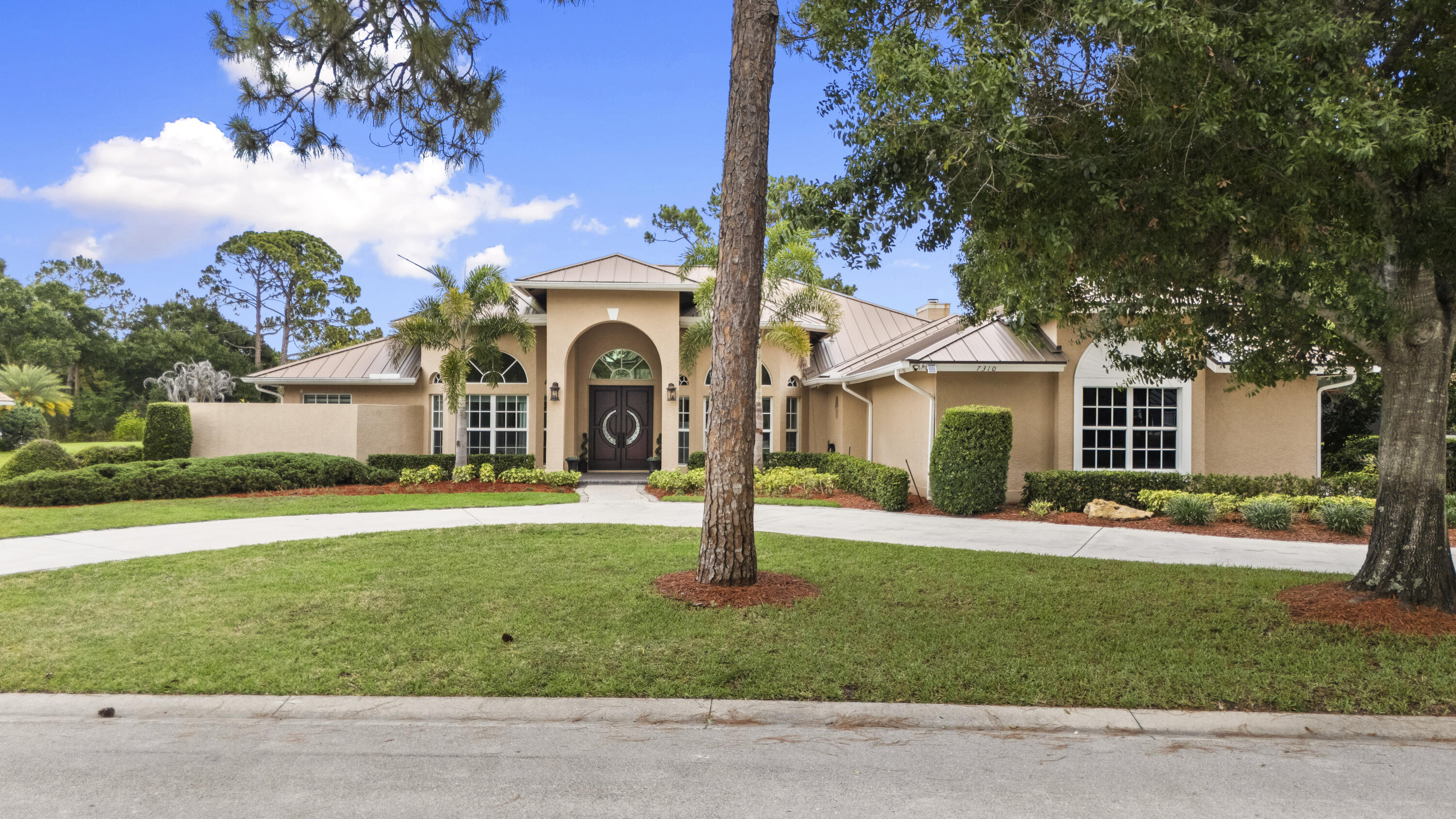 RESERVE CREEK - Residential