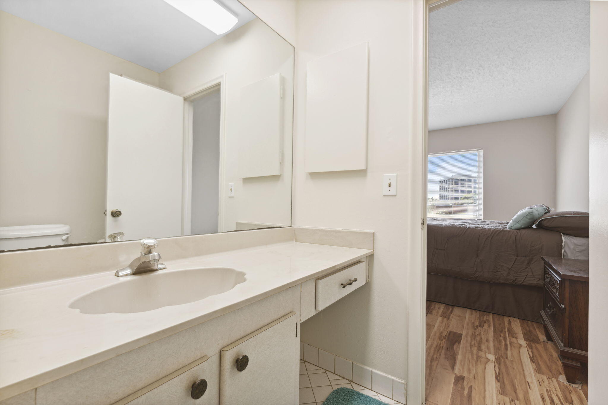 JAMESTOWN CONDO - Residential Lease