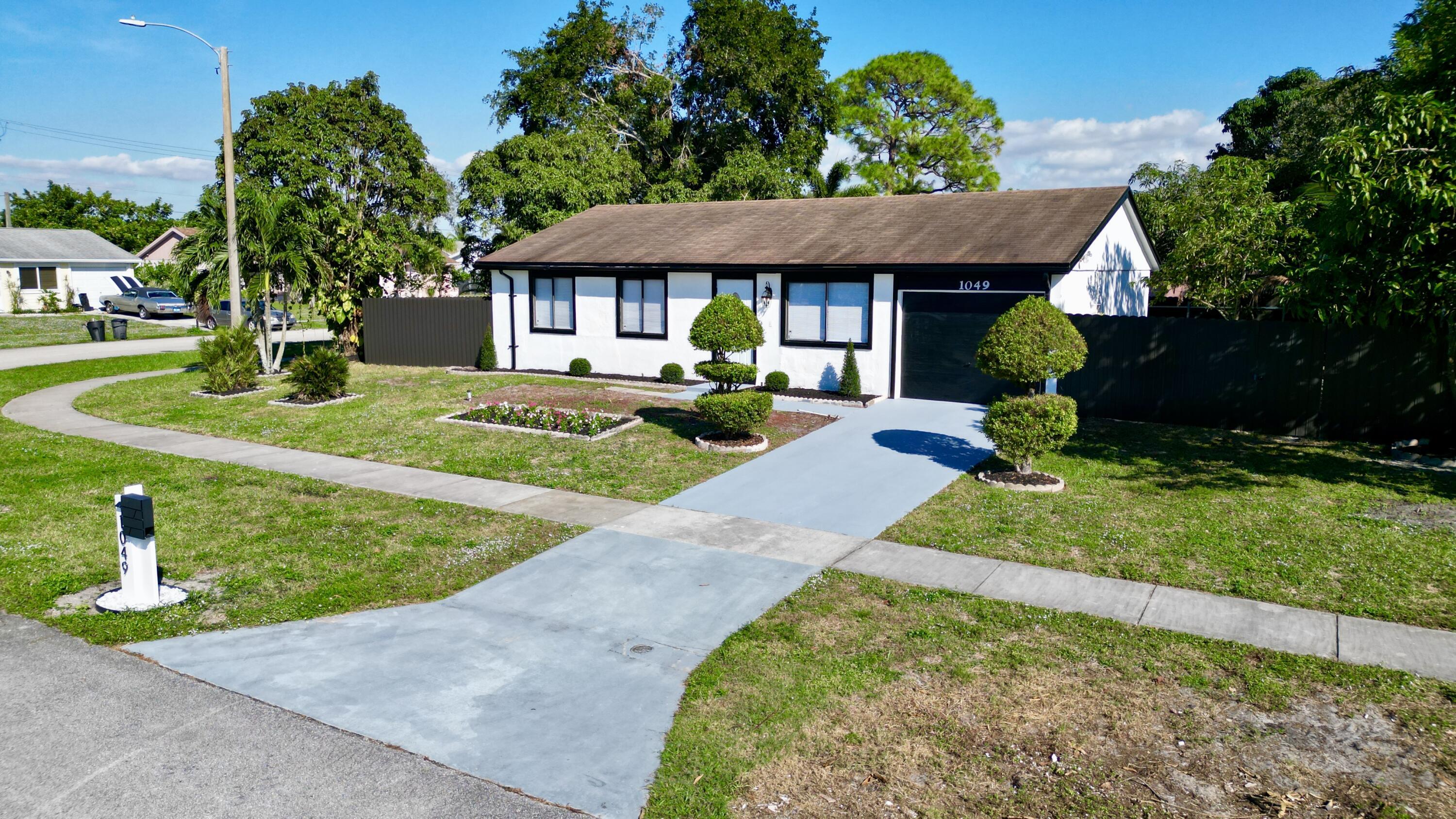 COUNTERPOINT ESTATES 11 - Residential Lease