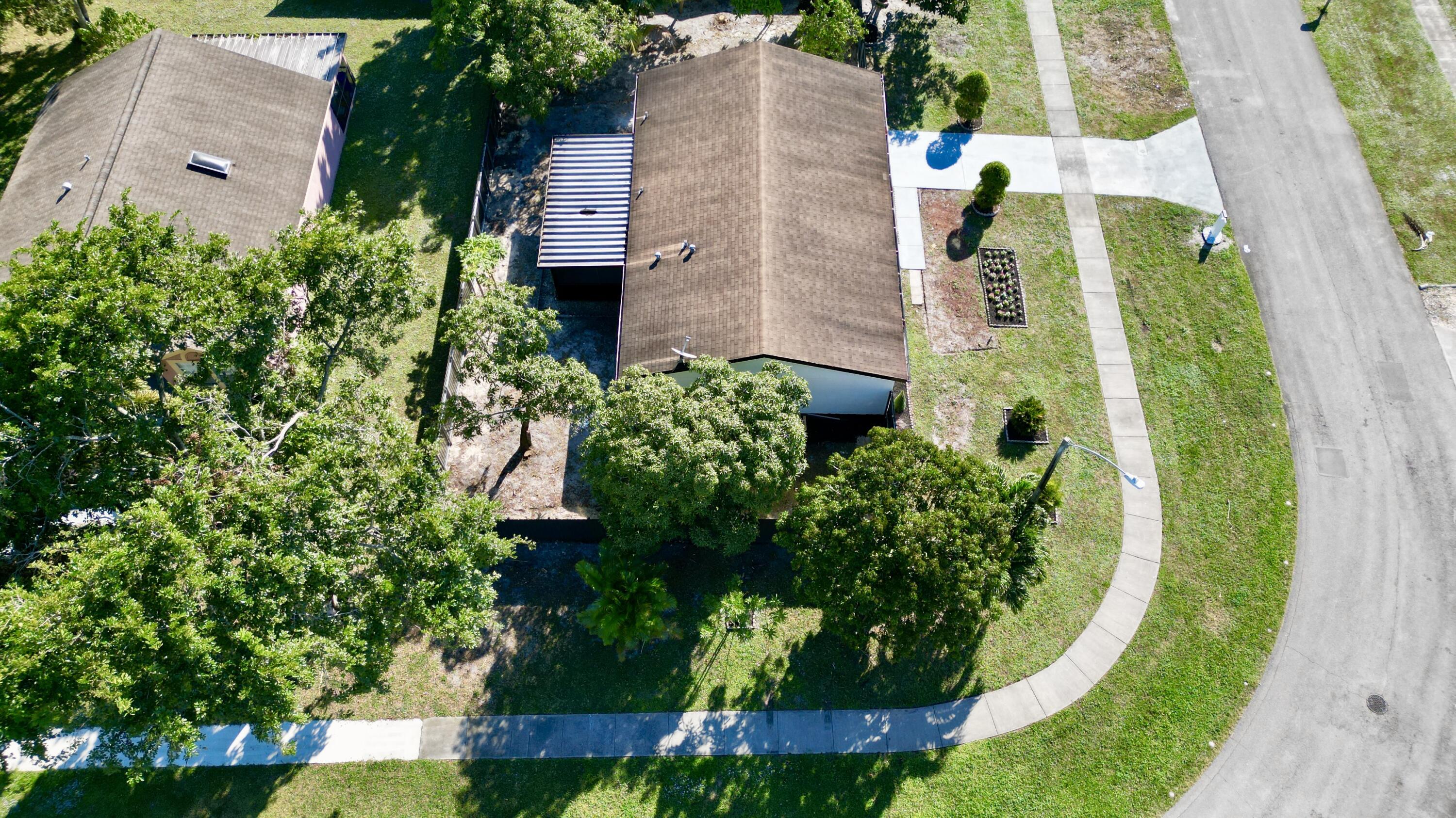 COUNTERPOINT ESTATES 11 - Residential Lease