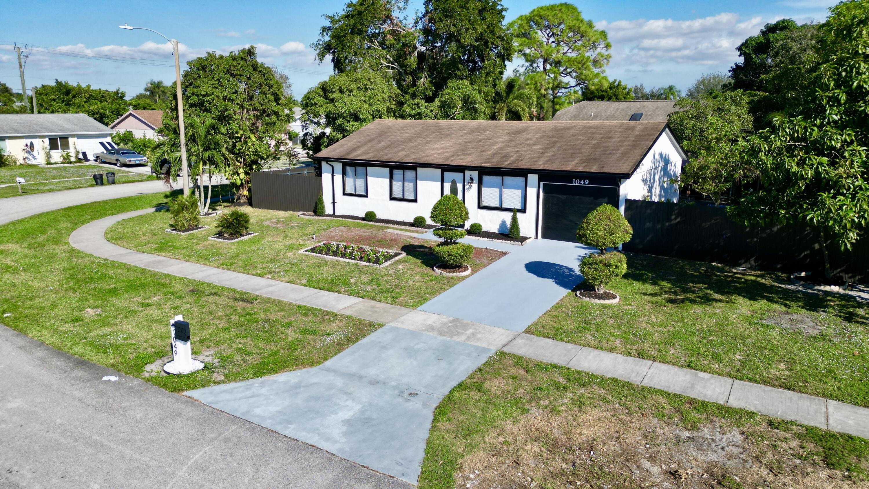 COUNTERPOINT ESTATES 11 - Residential Lease