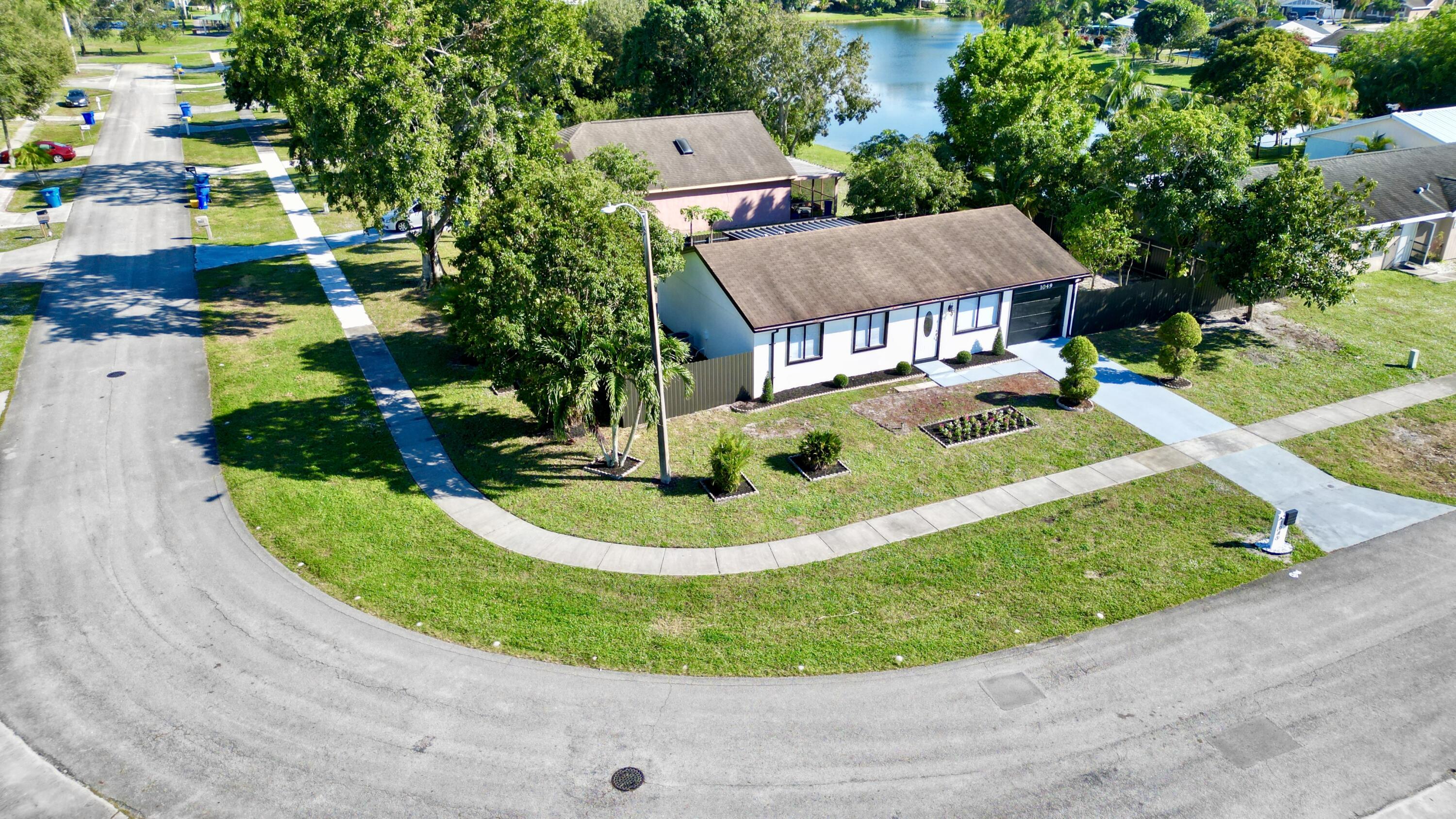 COUNTERPOINT ESTATES 11 - Residential Lease