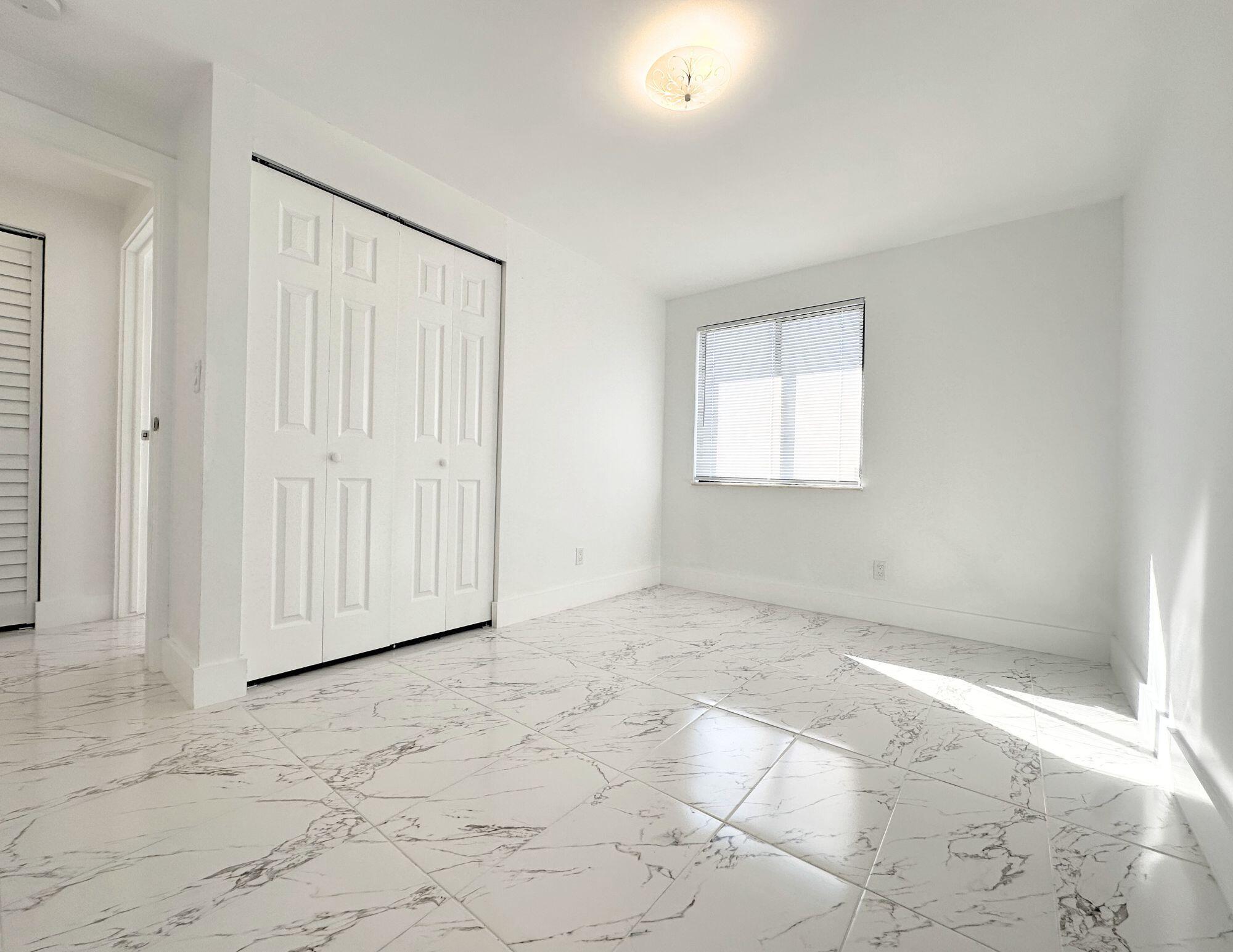 COUNTERPOINT ESTATES 11 - Residential Lease