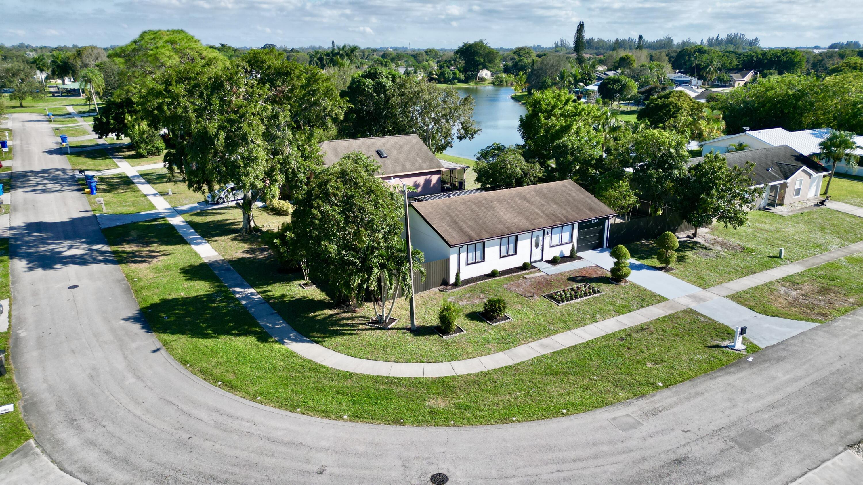 COUNTERPOINT ESTATES 11 - Residential Lease