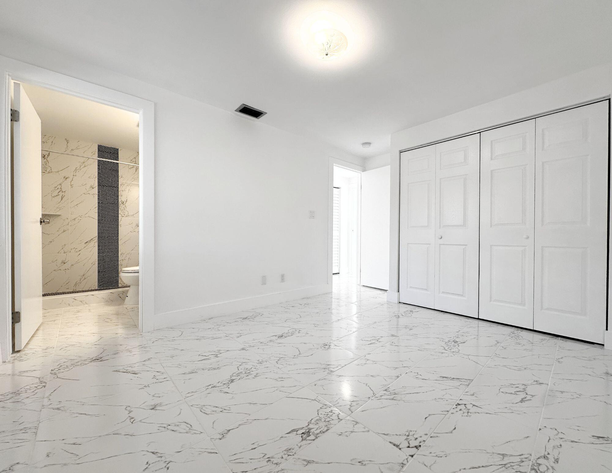 COUNTERPOINT ESTATES 11 - Residential Lease