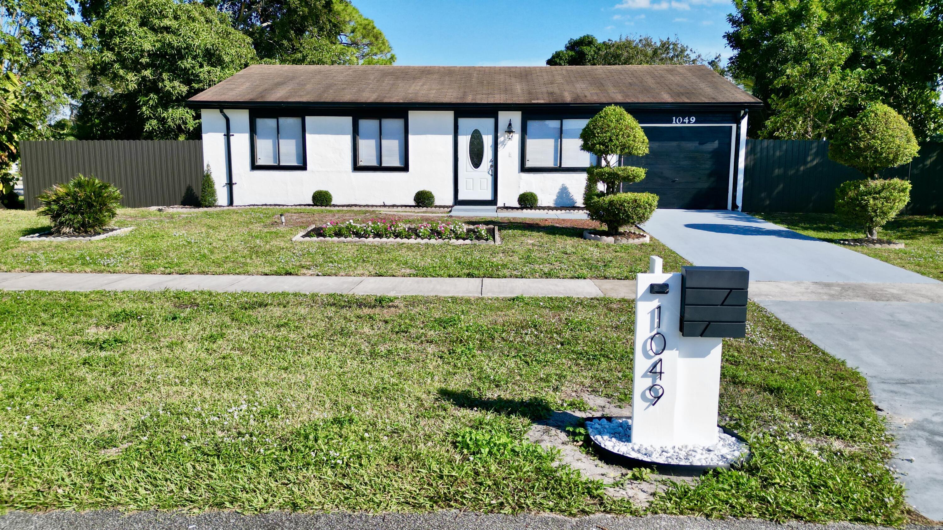 COUNTERPOINT ESTATES 11 - Residential Lease