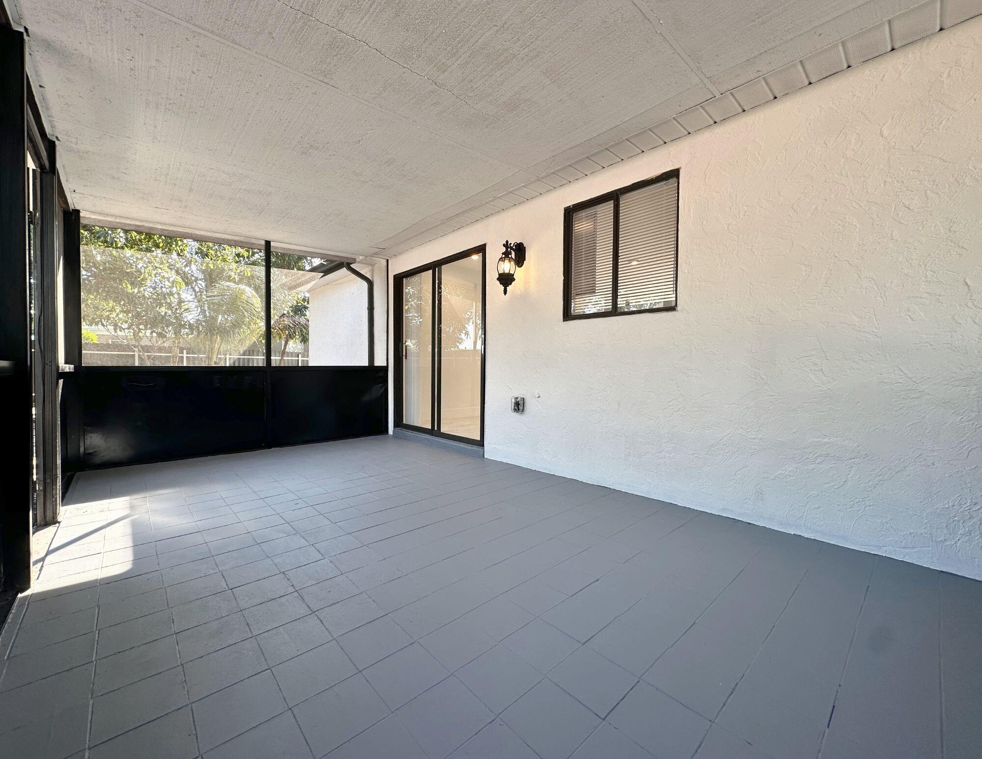 COUNTERPOINT ESTATES 11 - Residential Lease
