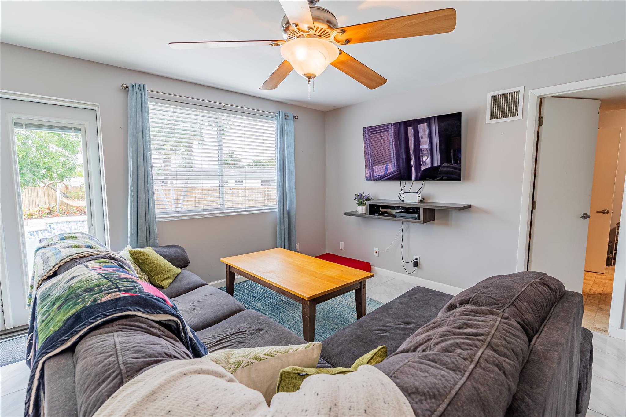 Lantana Heights 04 - Residential