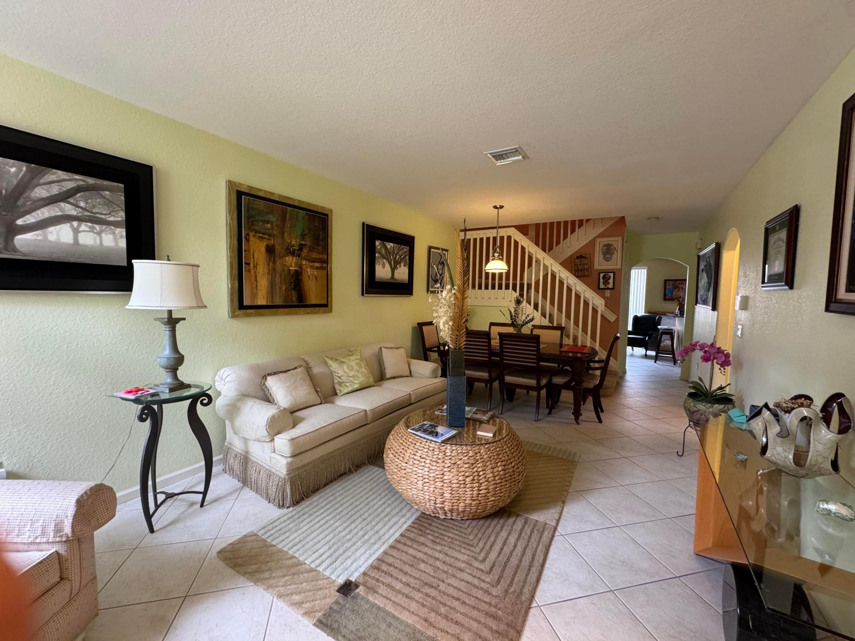 MURANO AT HAMPTON PK NO 4 CONDO - Residential