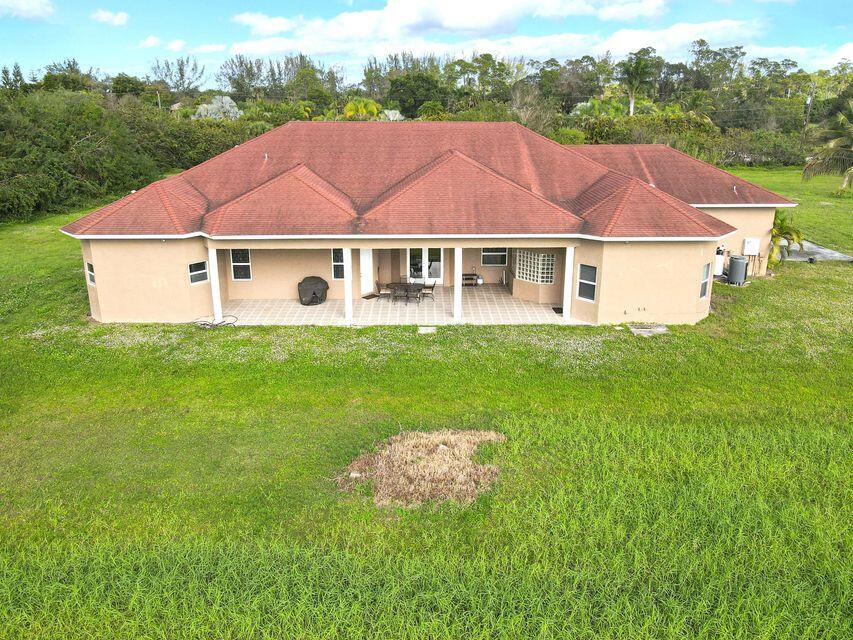 LOXAHATCHEE GROVES - Residential Lease