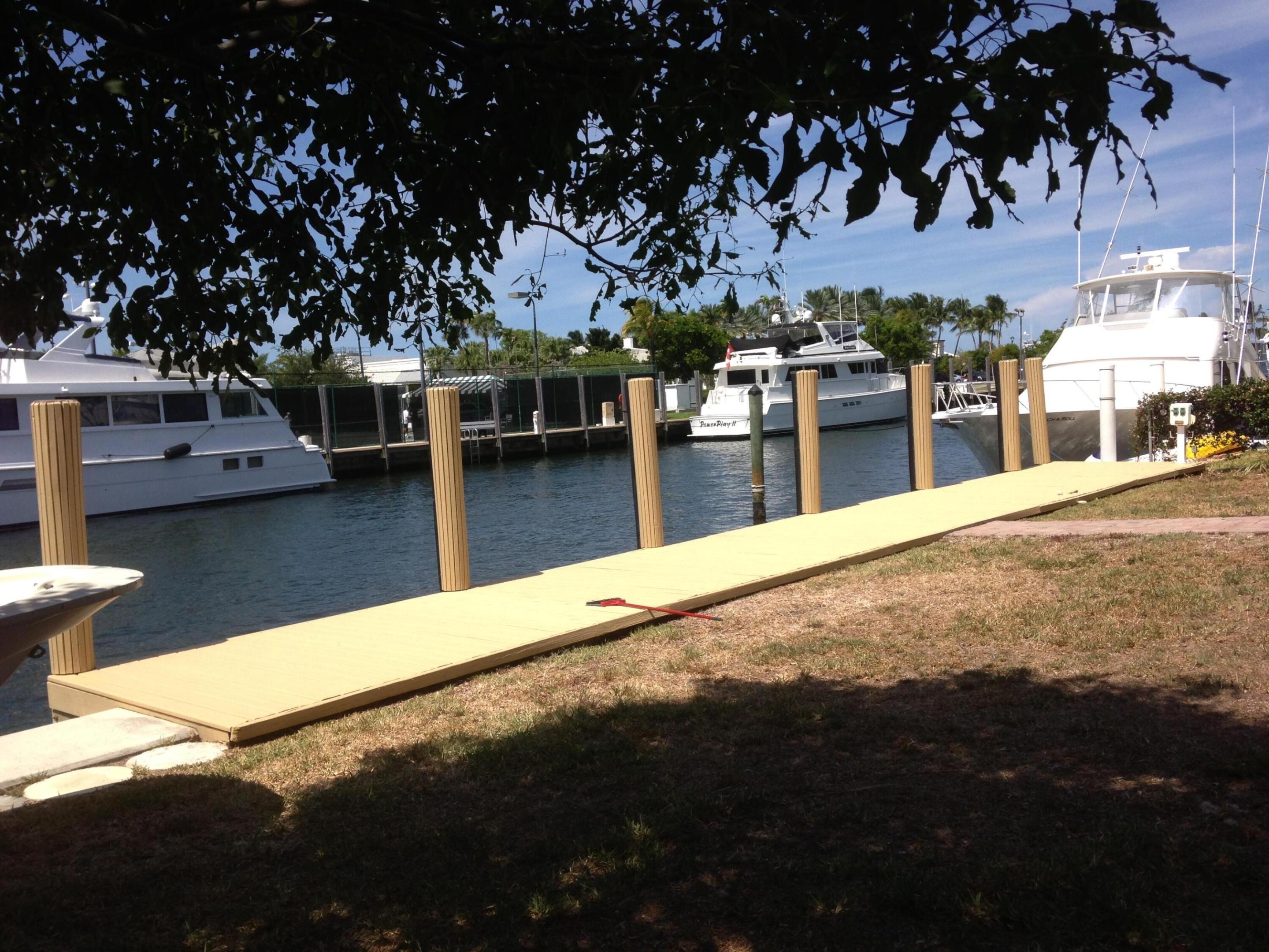 LAUDERDALE HARBORS SEC A RESUB - Residential