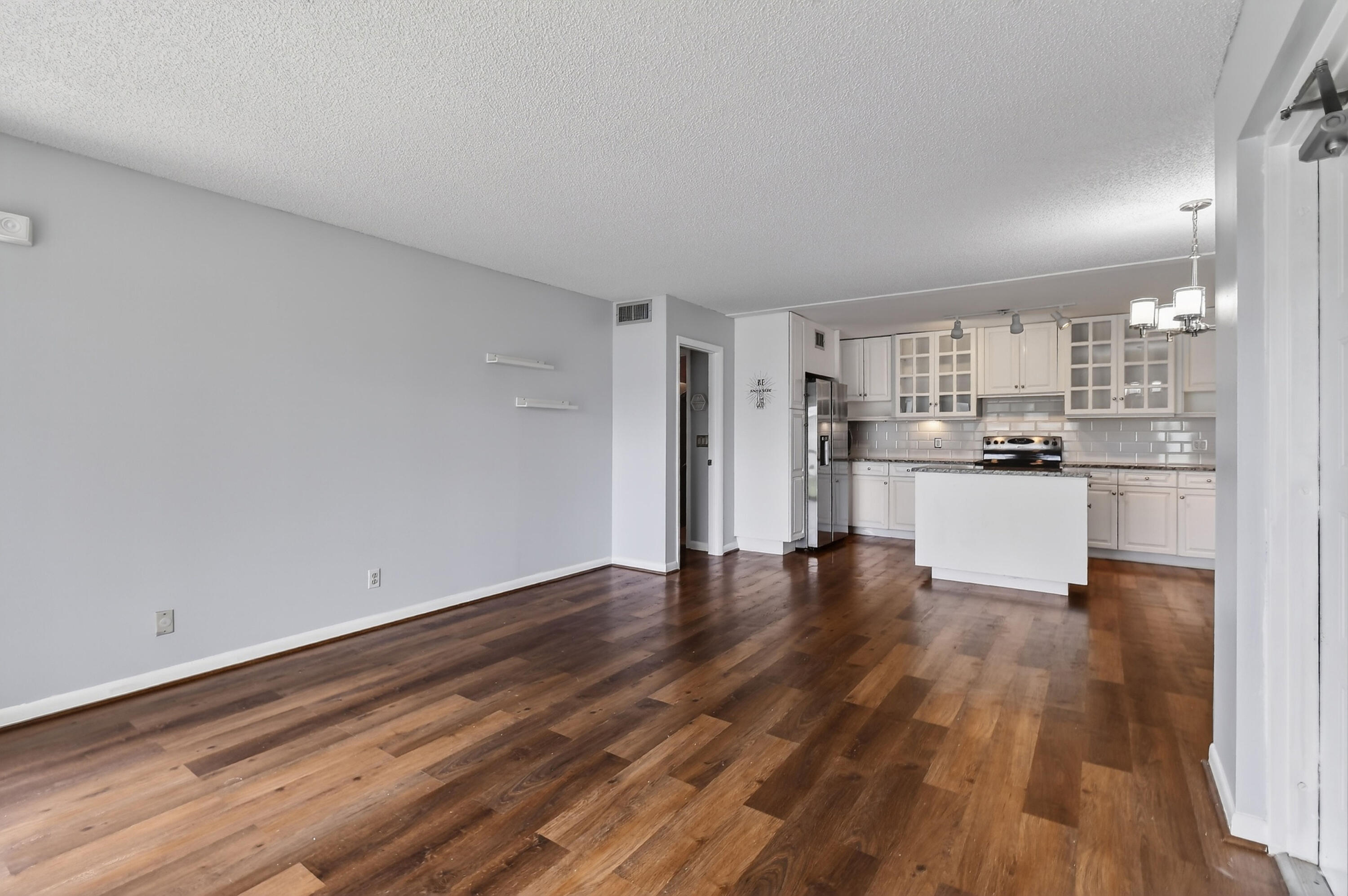 PALM CLUB WEST VILLAGE 1 CONDO - Residential