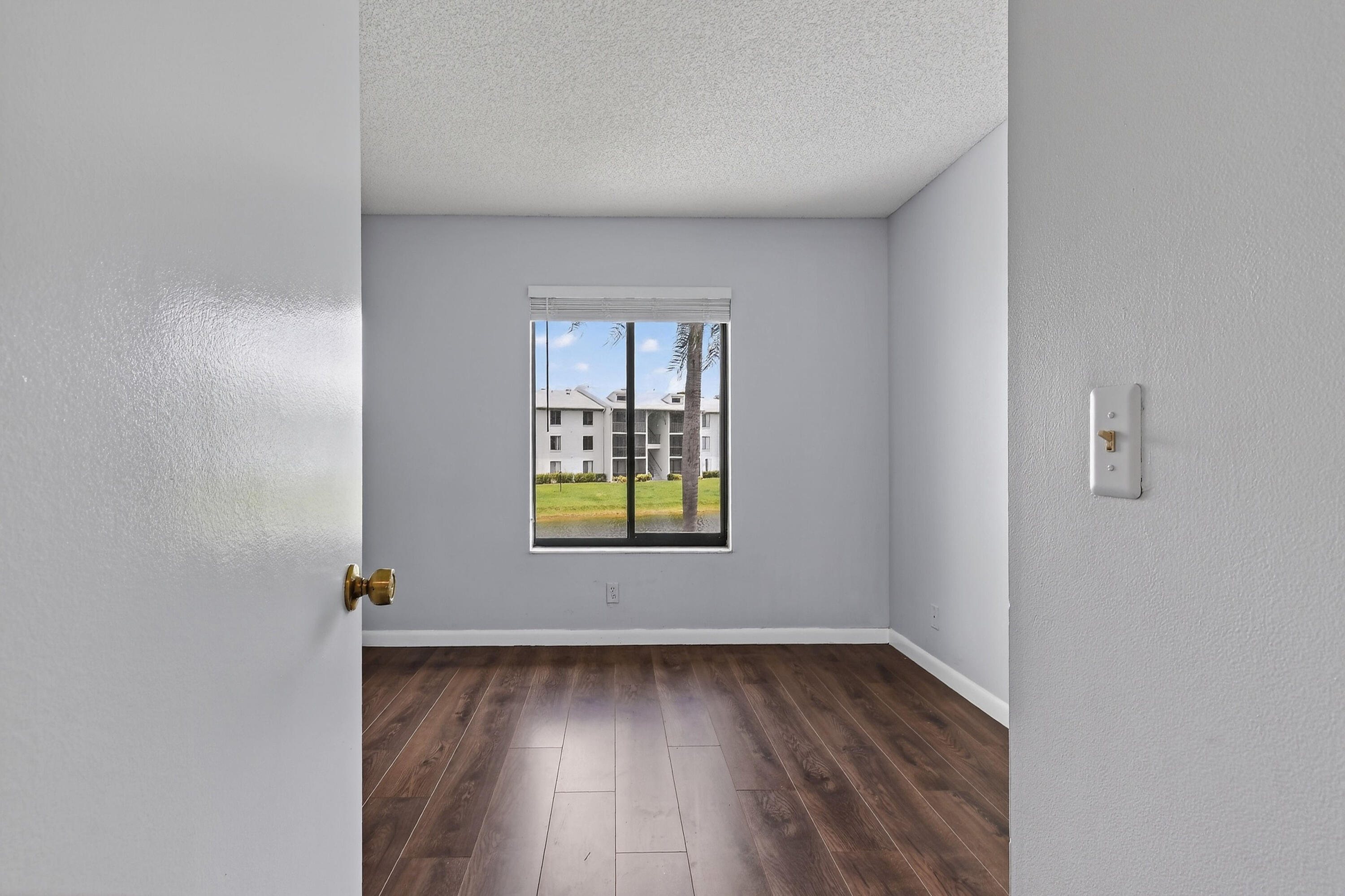 PALM CLUB WEST VILLAGE 1 CONDO - Residential