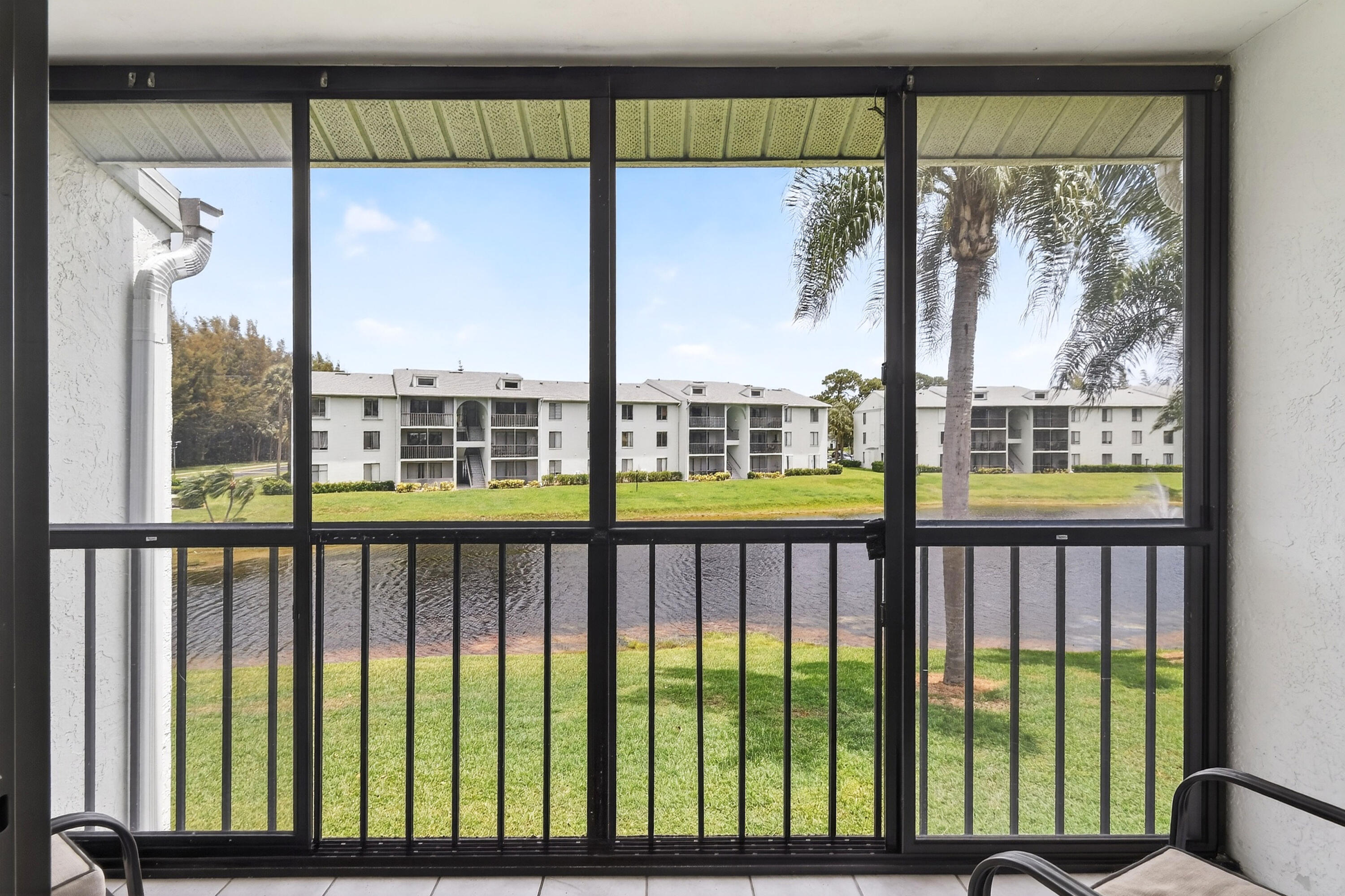 PALM CLUB WEST VILLAGE 1 CONDO - Residential