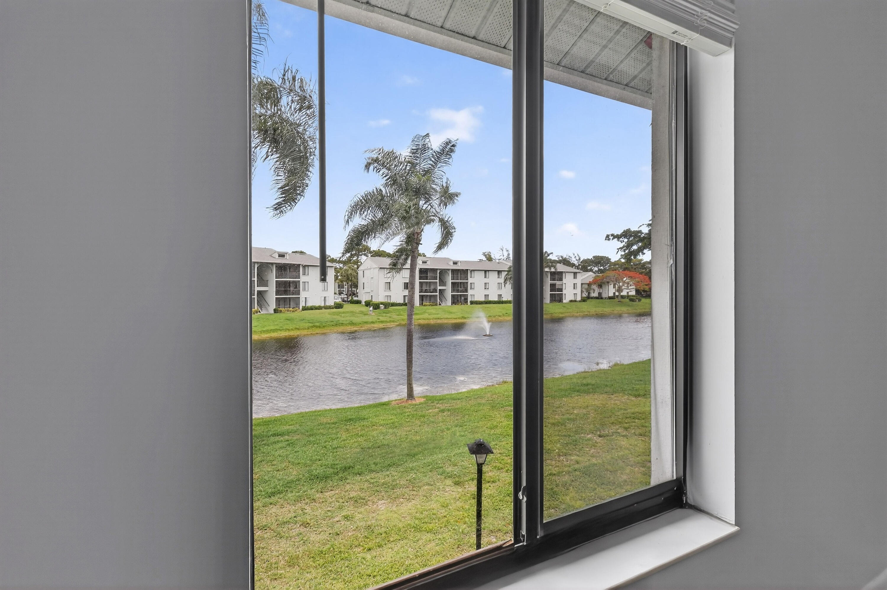 PALM CLUB WEST VILLAGE 1 CONDO - Residential