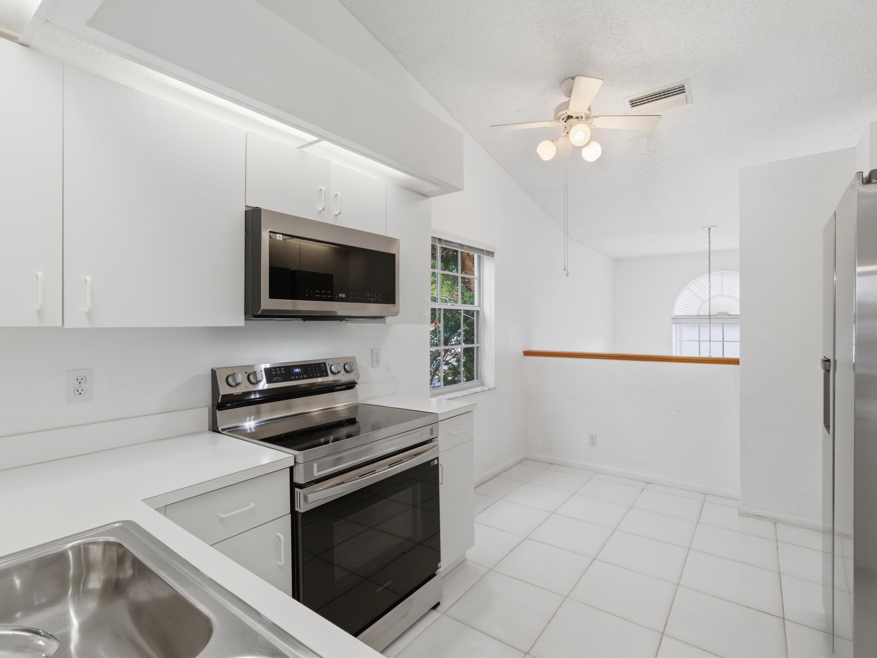 EMERALD POINTE CONDO - Residential