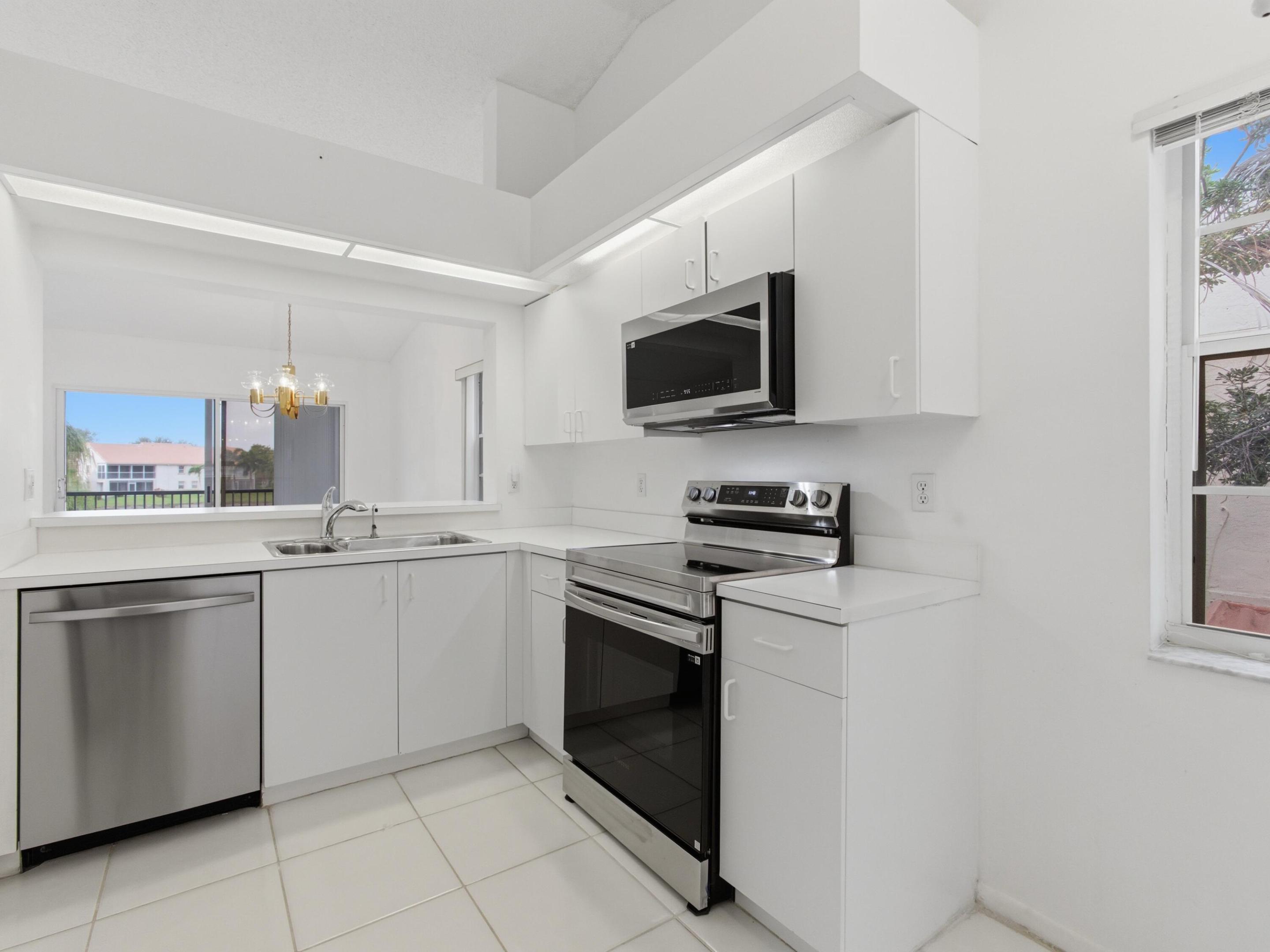 EMERALD POINTE CONDO - Residential