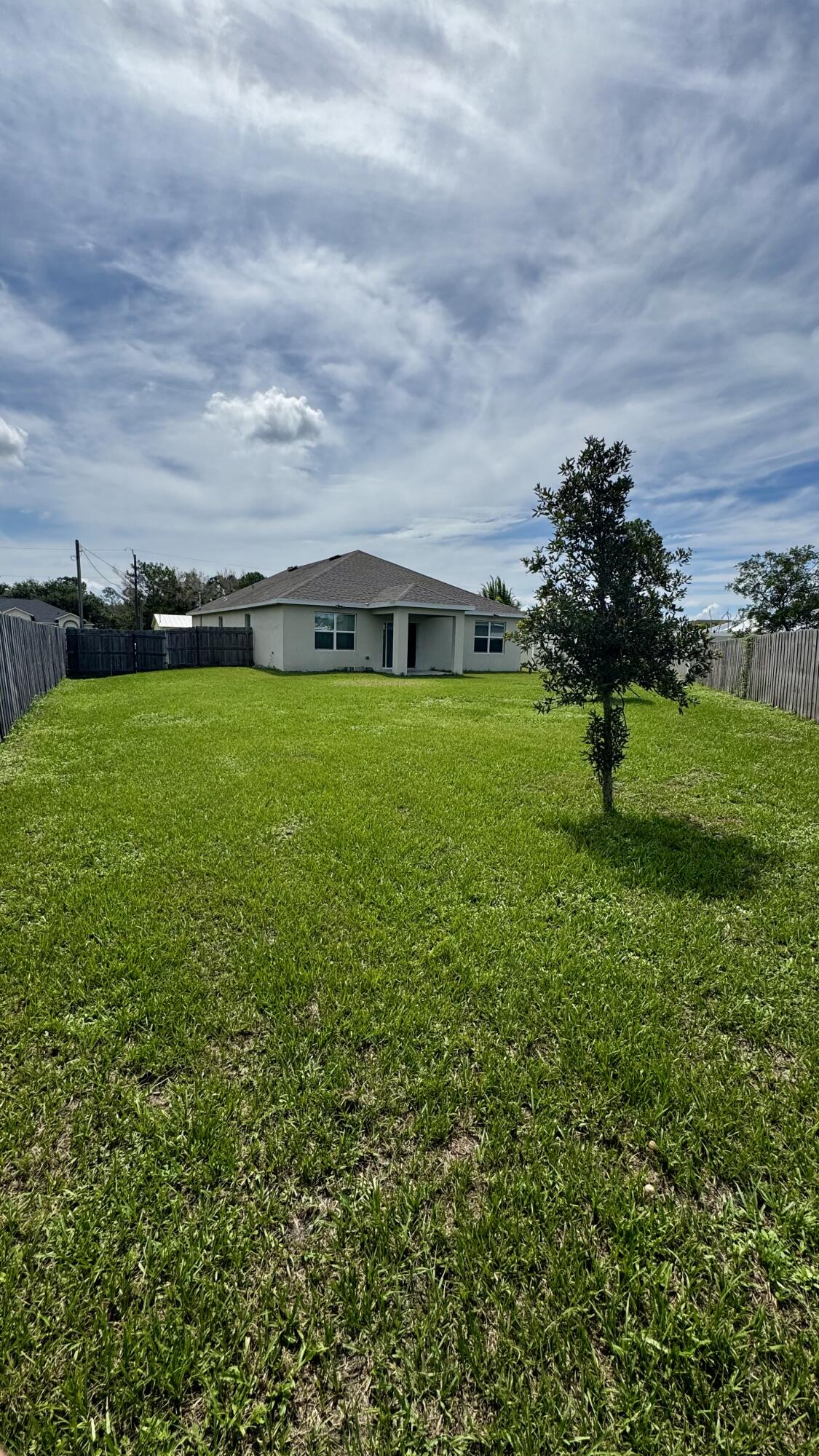 PORT ST LUCIE SECTION 36 - Residential Lease