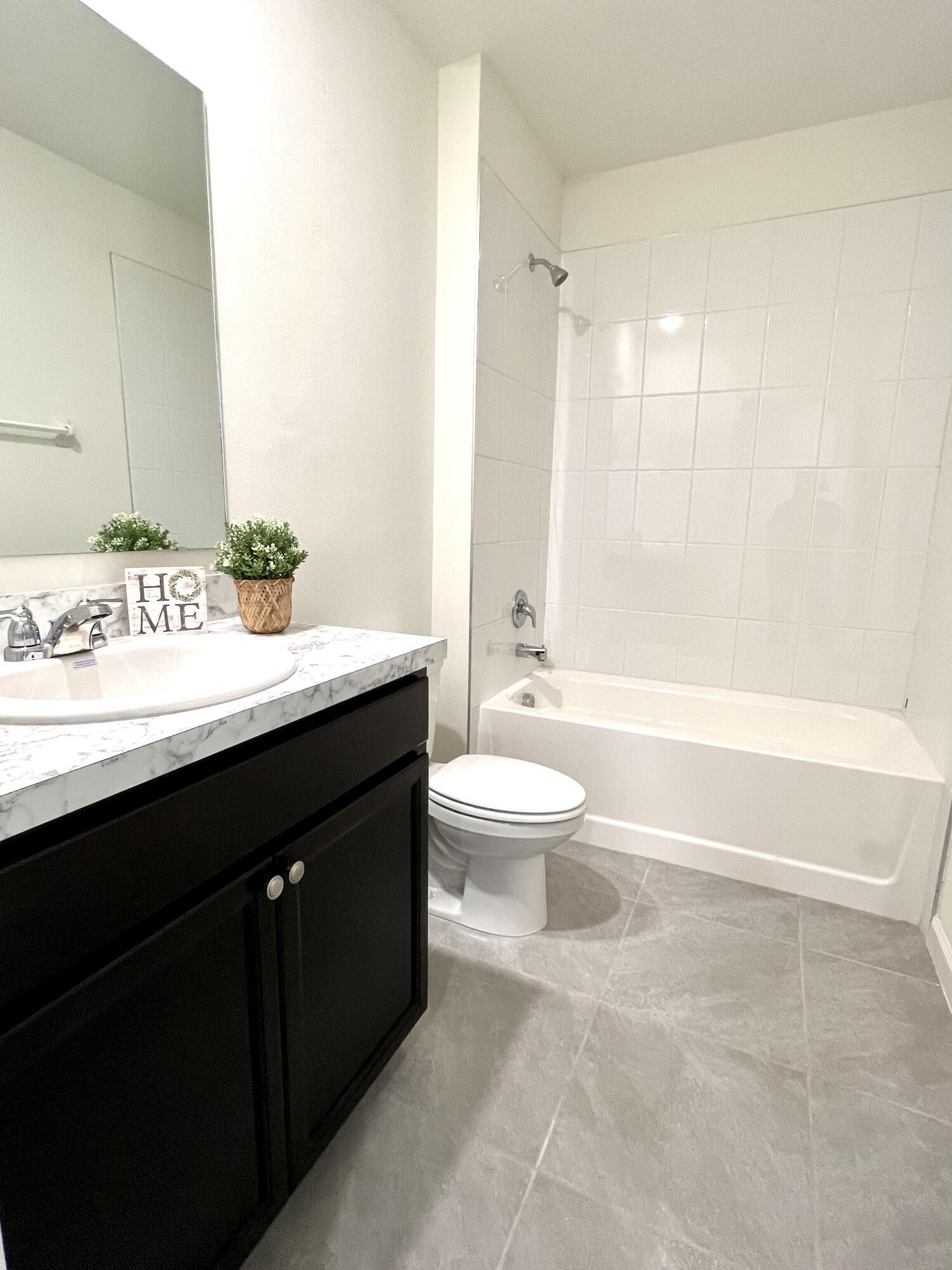 PORT ST LUCIE SECTION 36 - Residential Lease