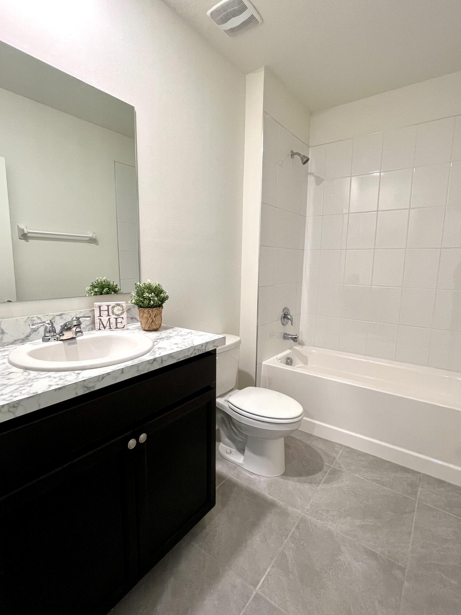 PORT ST LUCIE SECTION 36 - Residential Lease