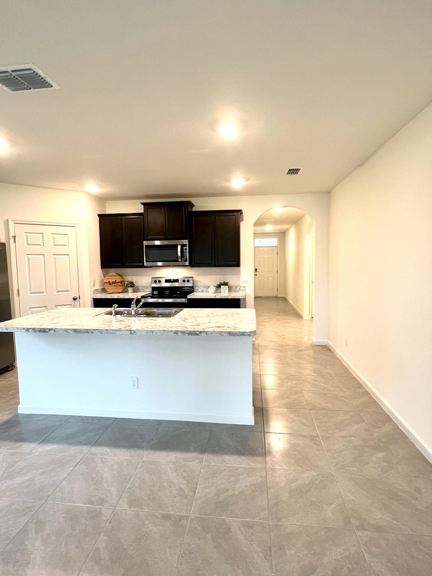 PORT ST LUCIE SECTION 36 - Residential Lease
