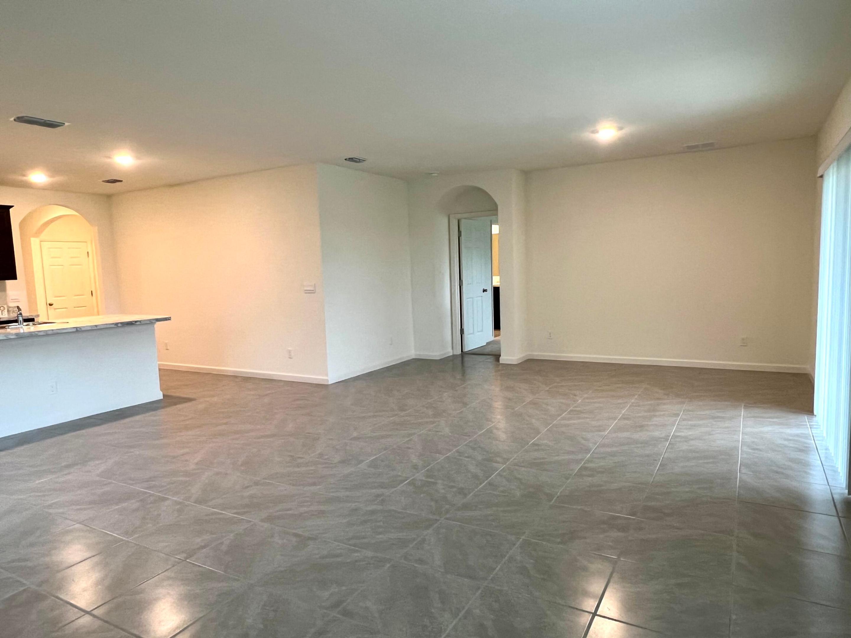PORT ST LUCIE SECTION 36 - Residential Lease