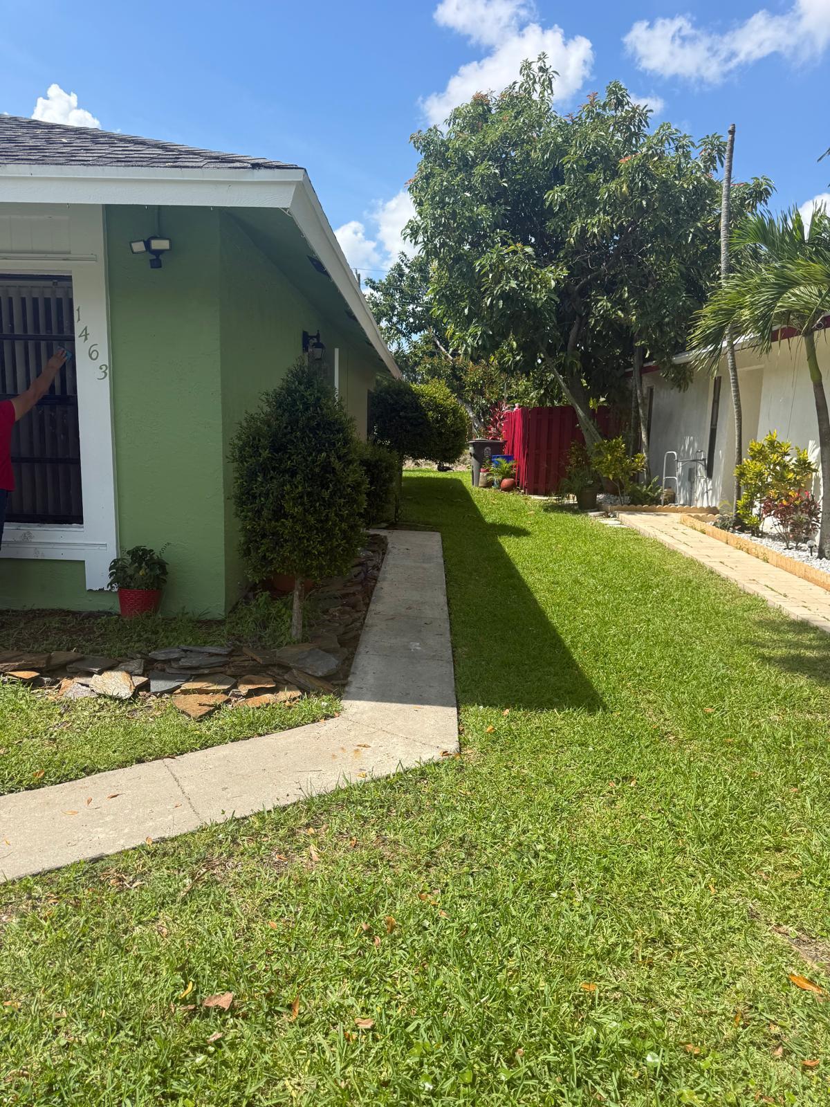 SUMMIT PINES UNIT 2 - Residential Lease