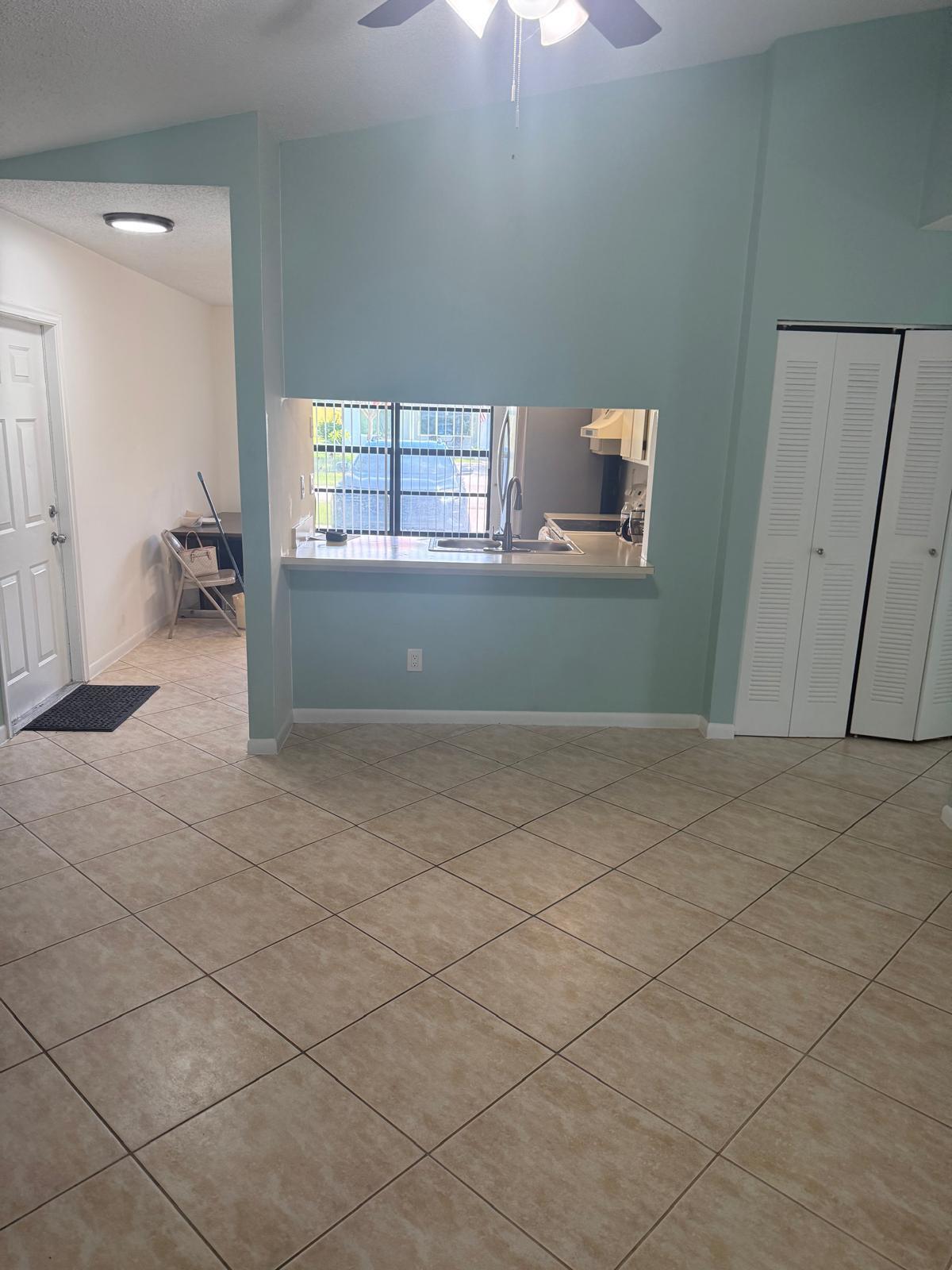 SUMMIT PINES UNIT 2 - Residential Lease