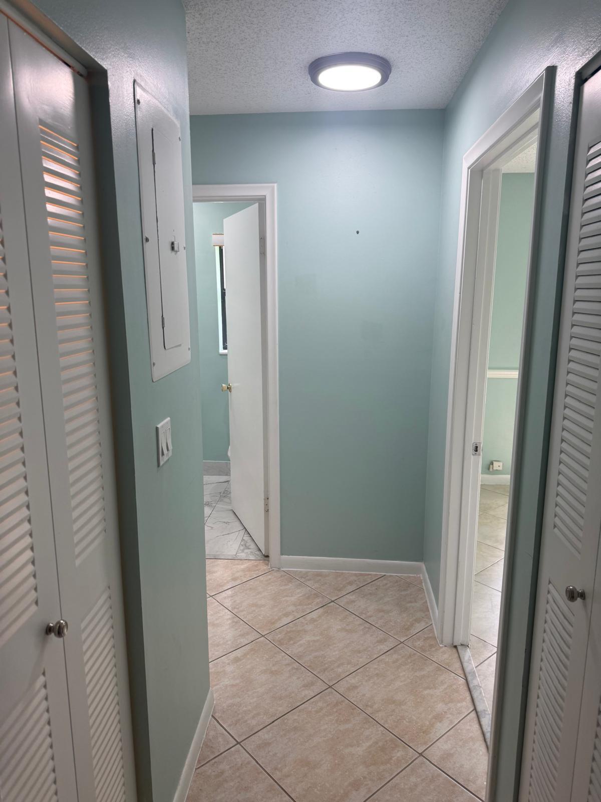 SUMMIT PINES UNIT 2 - Residential Lease