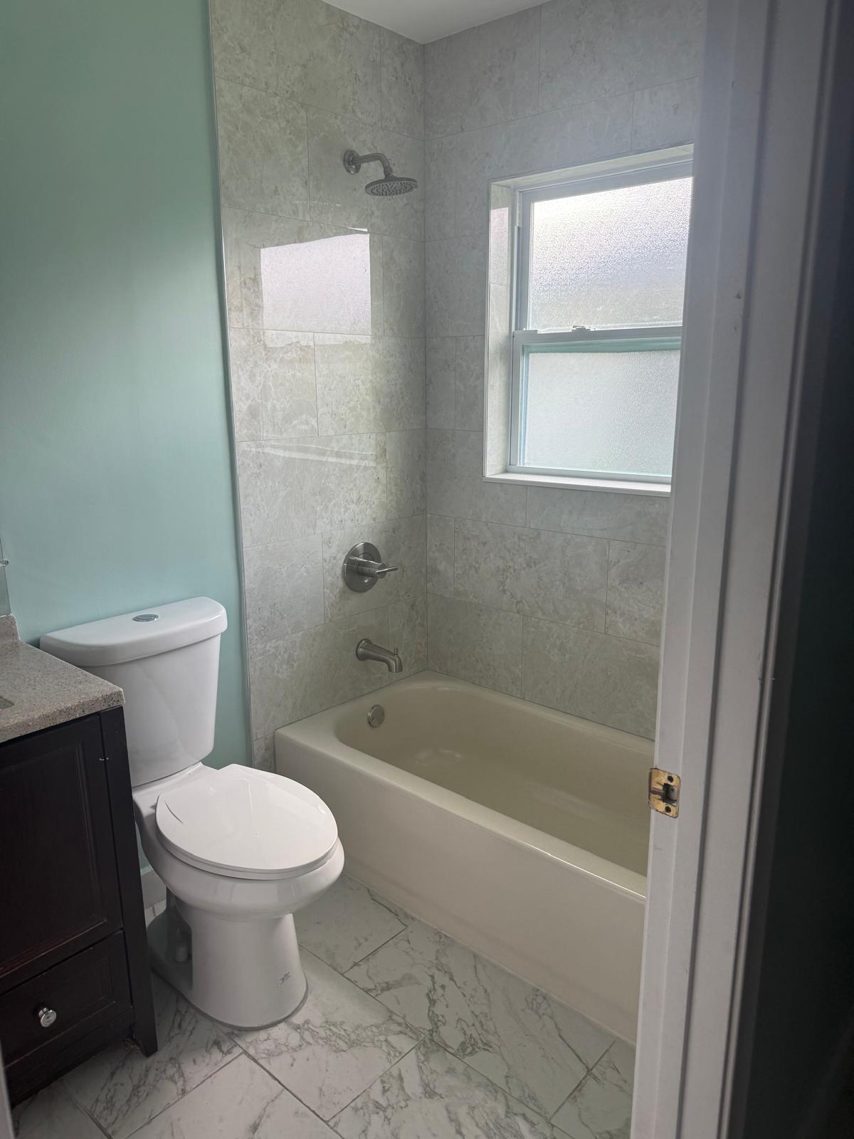 SUMMIT PINES UNIT 2 - Residential Lease