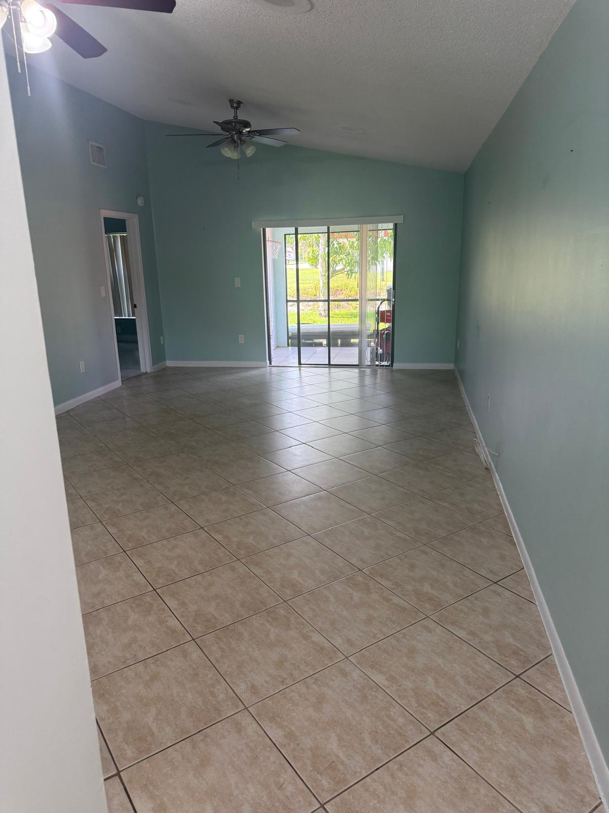 SUMMIT PINES UNIT 2 - Residential Lease