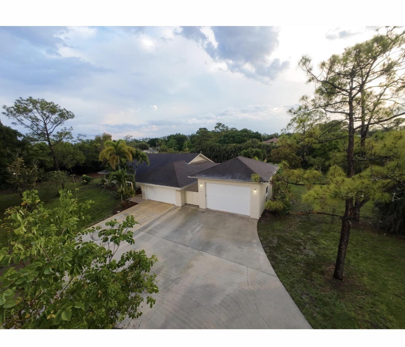 PALM BEACH RANCHETTES - Residential Lease