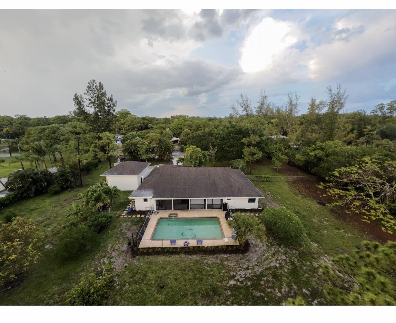 PALM BEACH RANCHETTES - Residential Lease
